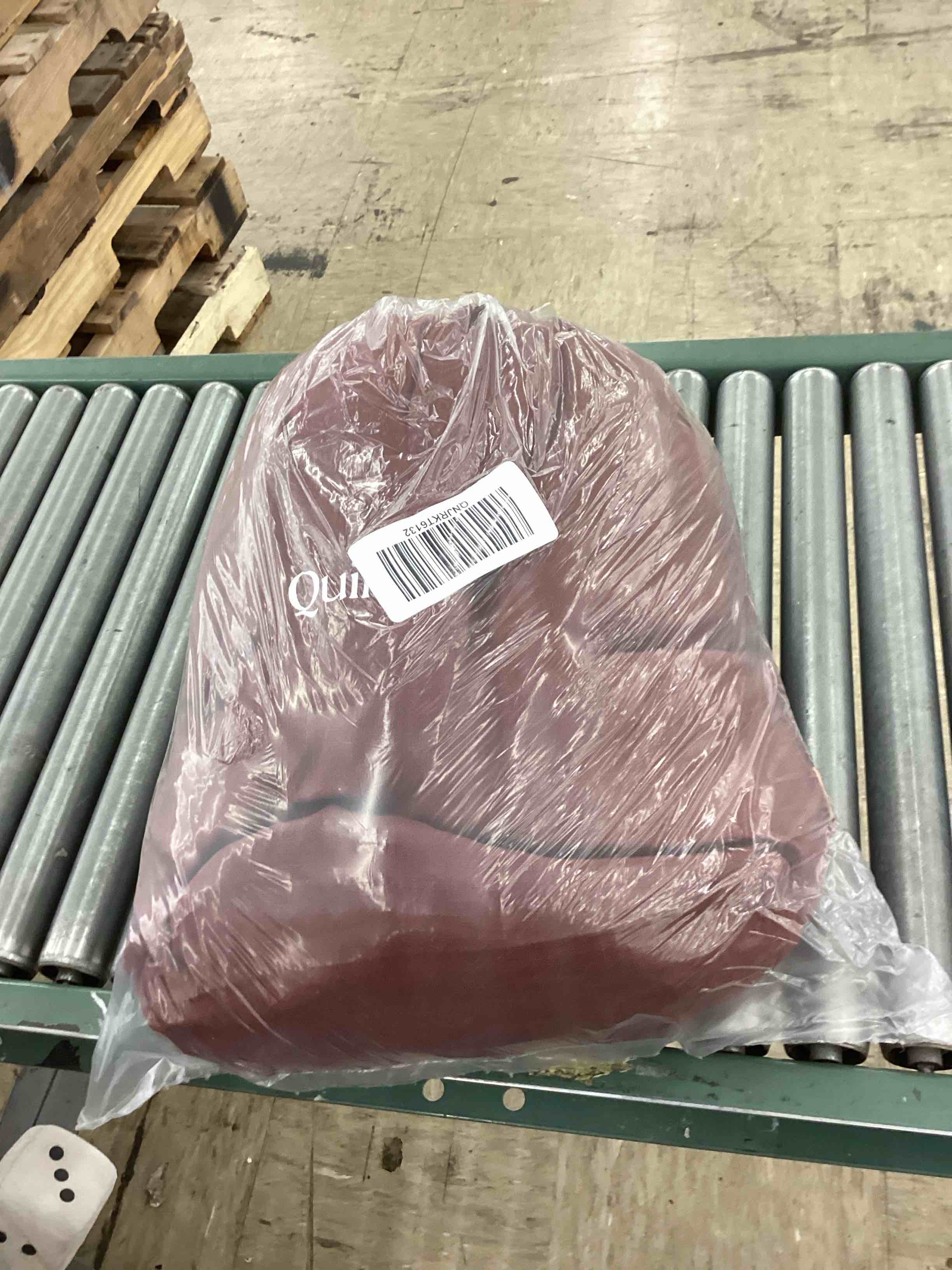 https://s3.amazonaws.com/lotting-images-prod/BoxBids/BXB0600540_1780492422921.jpeg