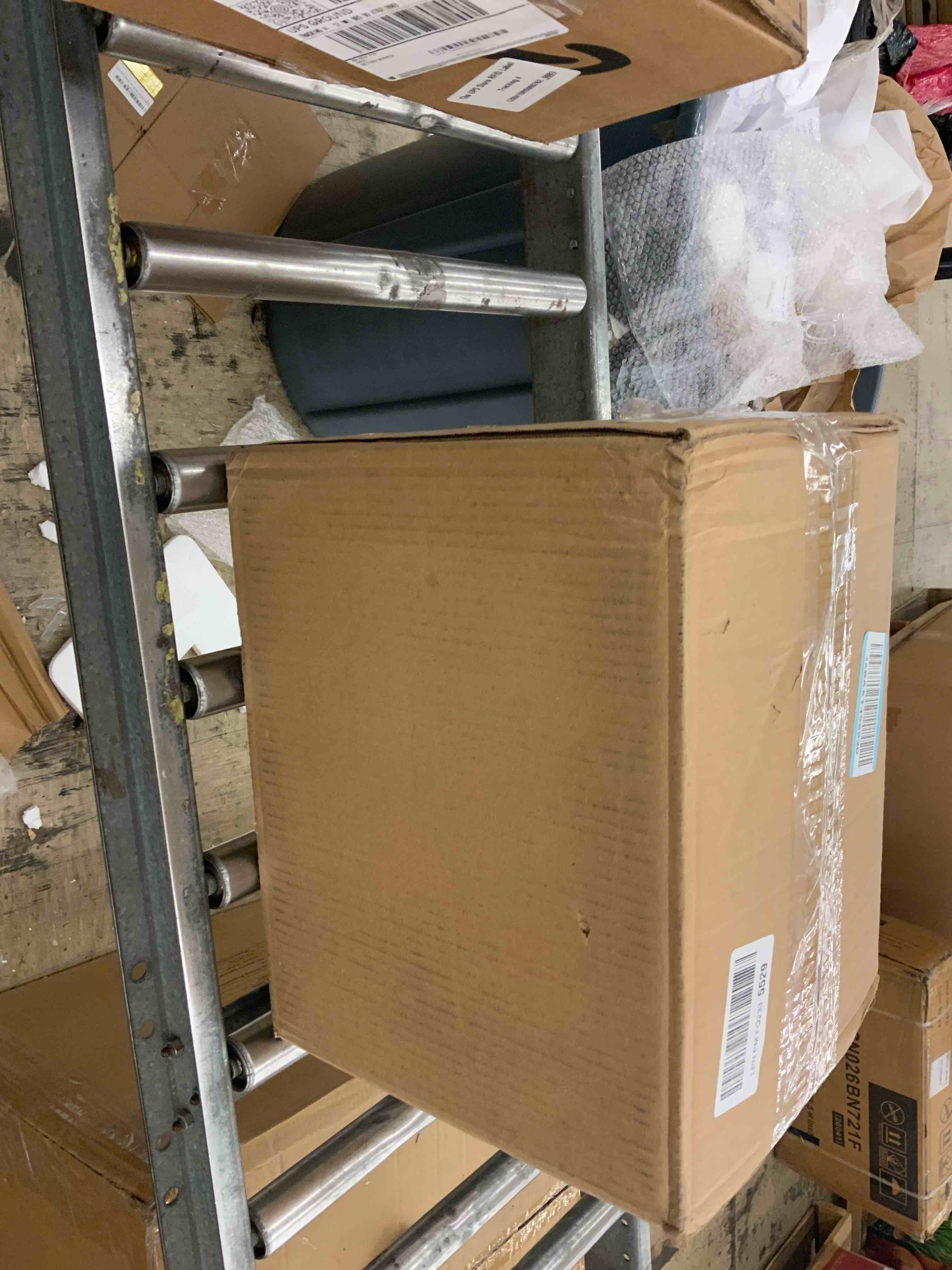https://s3.amazonaws.com/lotting-images-prod/BoxBids/BXB0600707_1780672946962.jpeg