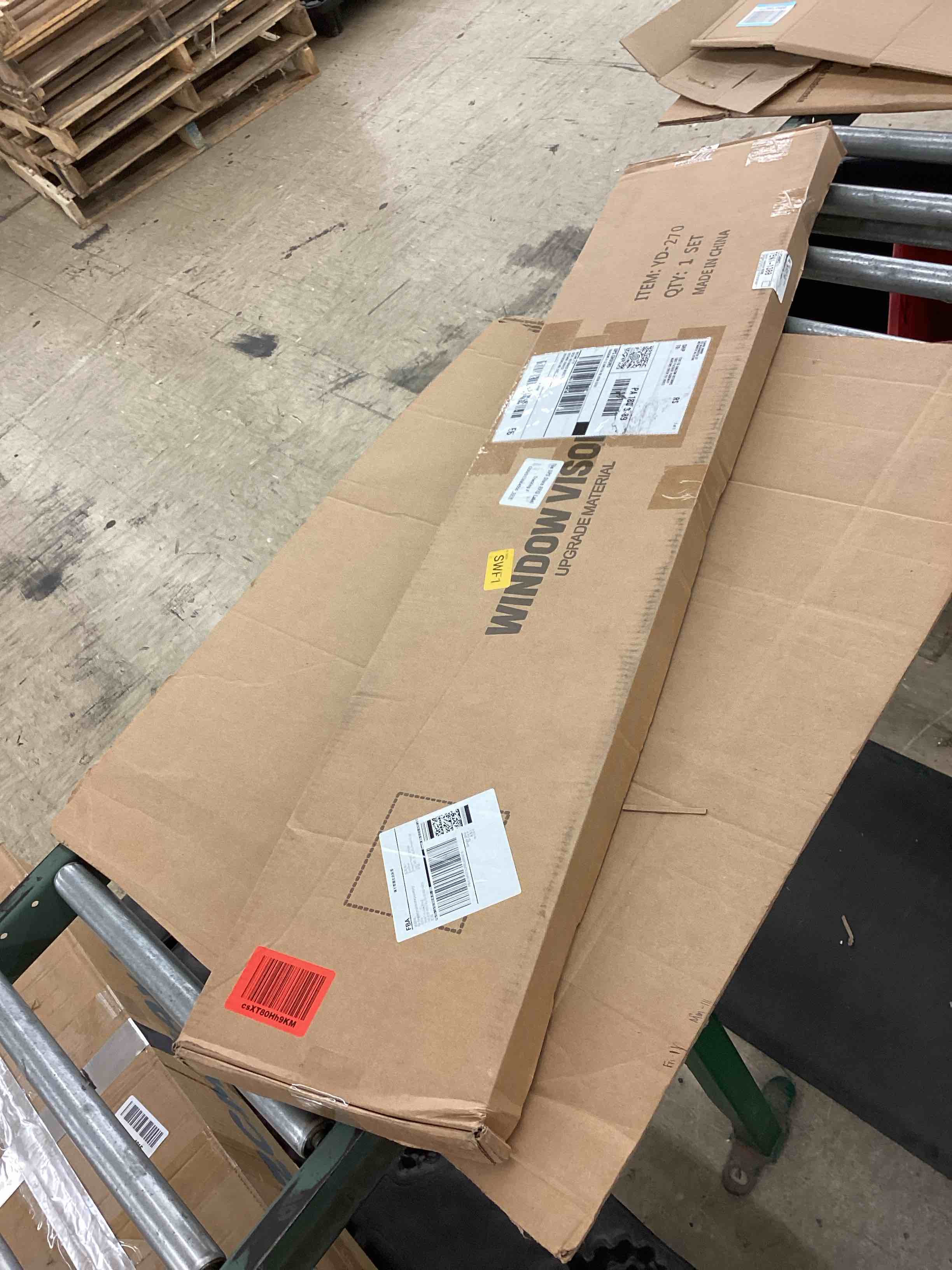 https://s3.amazonaws.com/lotting-images-prod/BoxBids/BXB0600768_1780599512212.jpeg