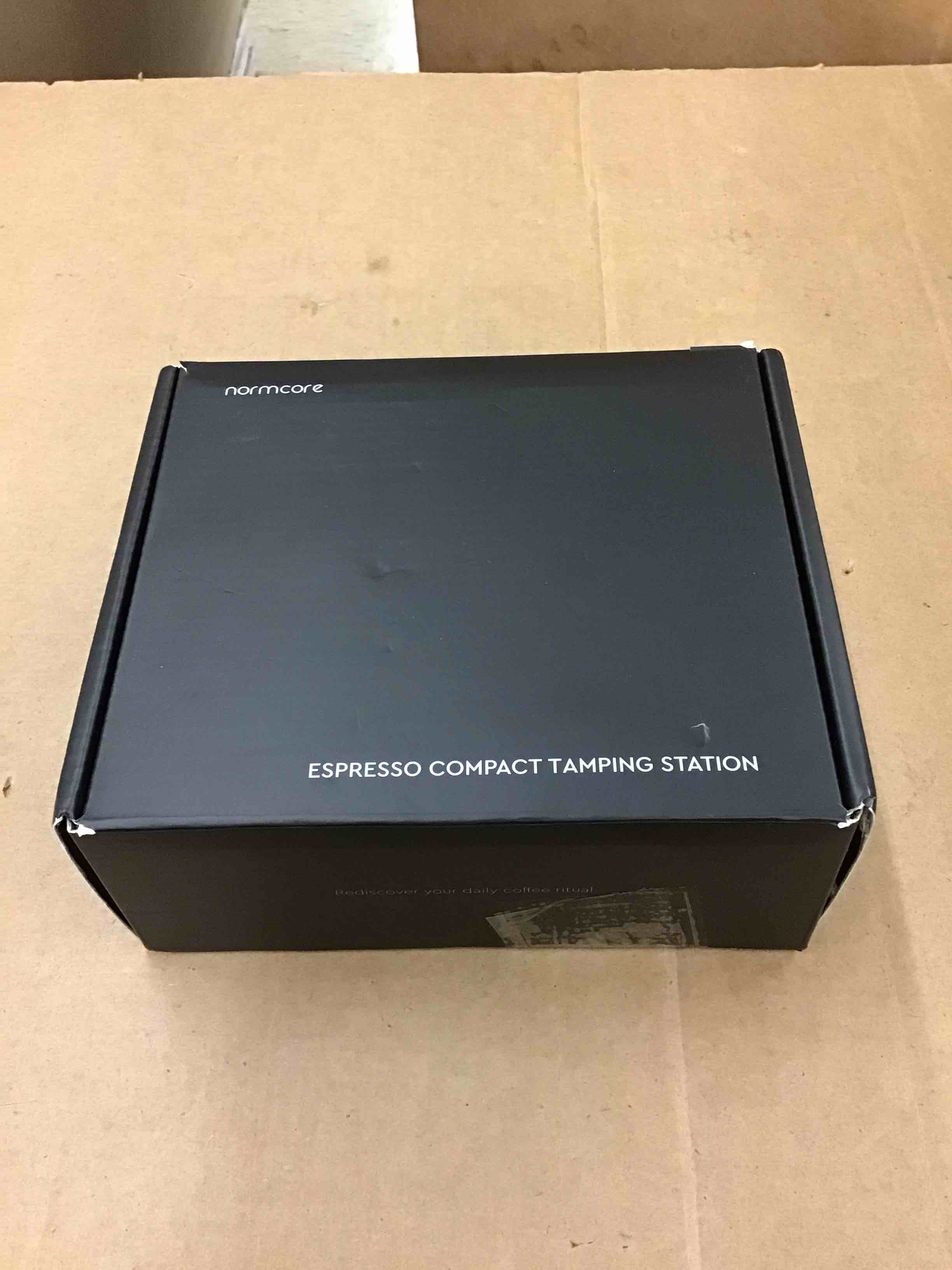 https://s3.amazonaws.com/lotting-images-prod/BoxBids/BXB0600950_1780687826512.jpeg
