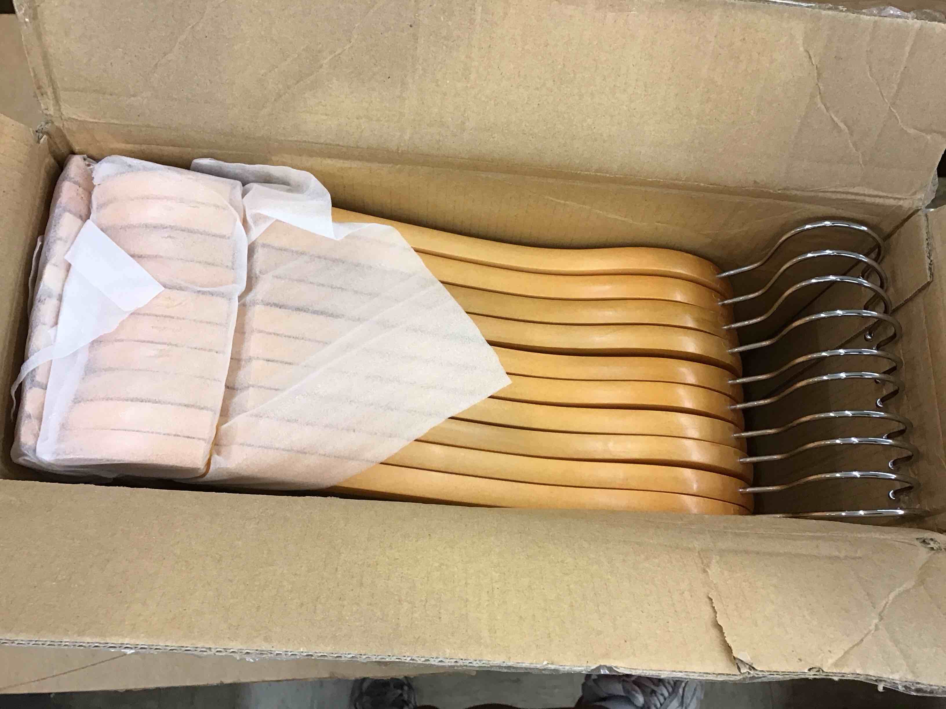 https://s3.amazonaws.com/lotting-images-prod/BoxBids/BXB0601004_1780667779881.jpeg