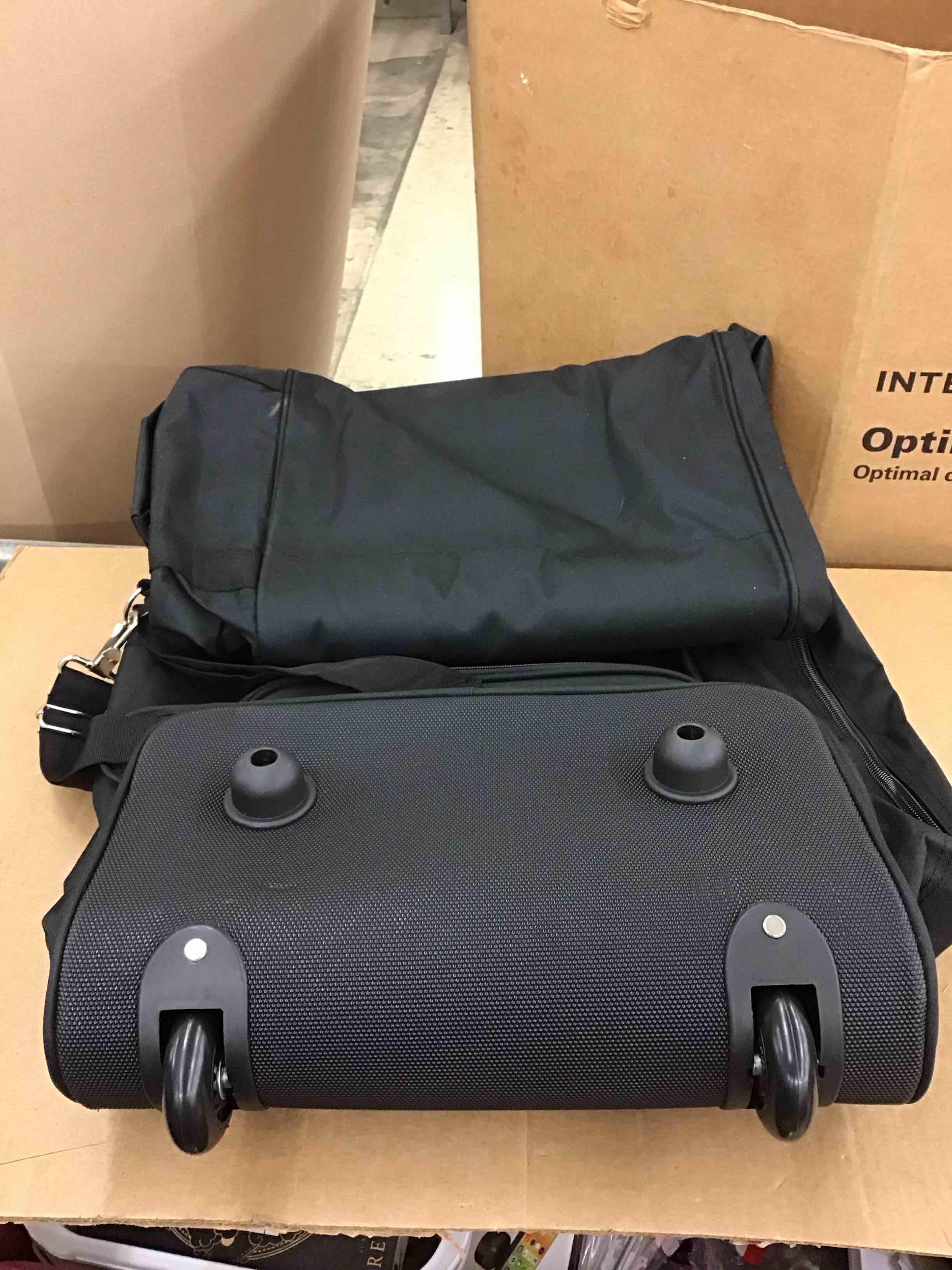https://s3.amazonaws.com/lotting-images-prod/BoxBids/BXB0601006_1780667243283.jpeg