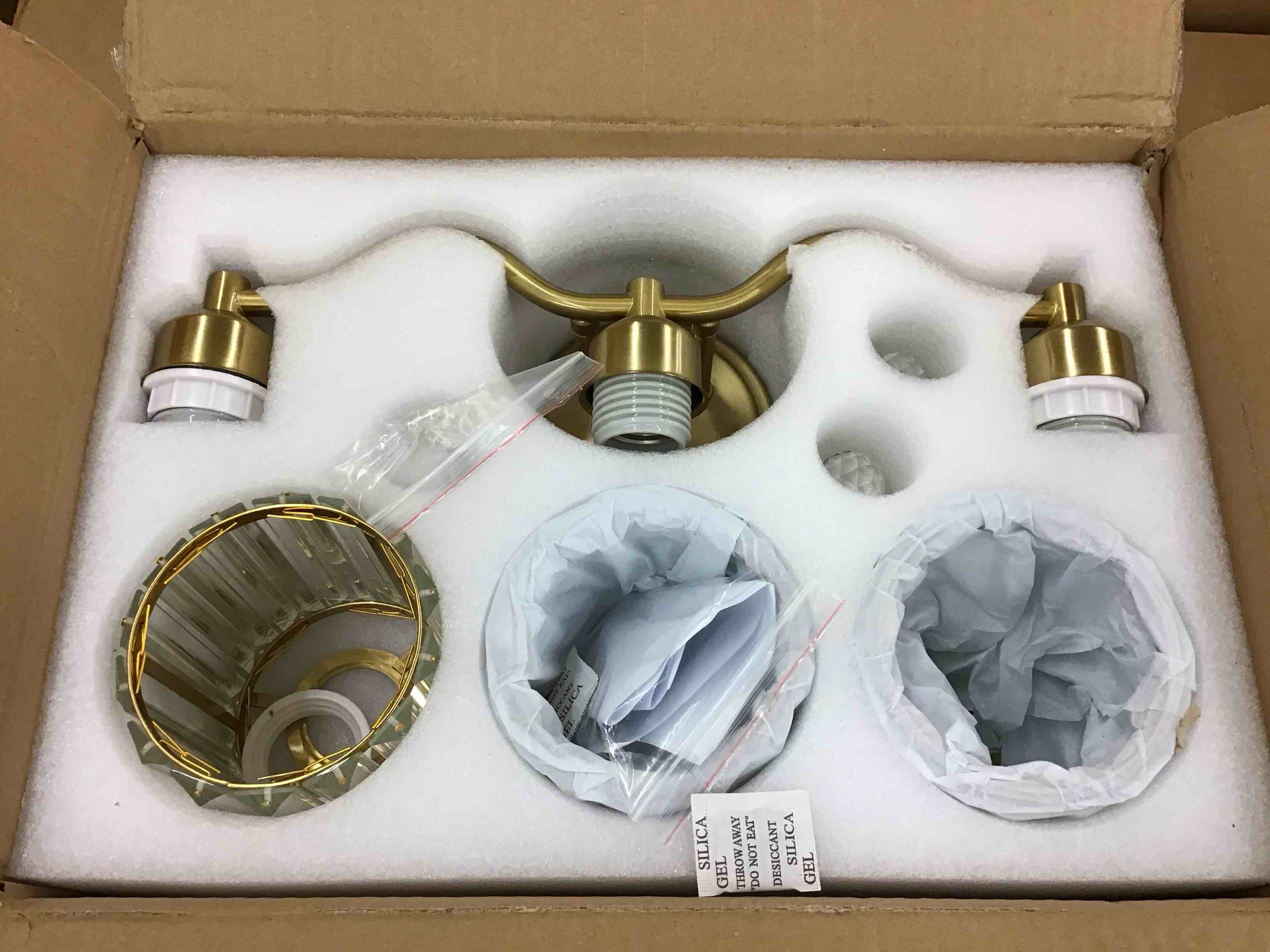 https://s3.amazonaws.com/lotting-images-prod/BoxBids/BXB0601010_1780665367214.jpeg