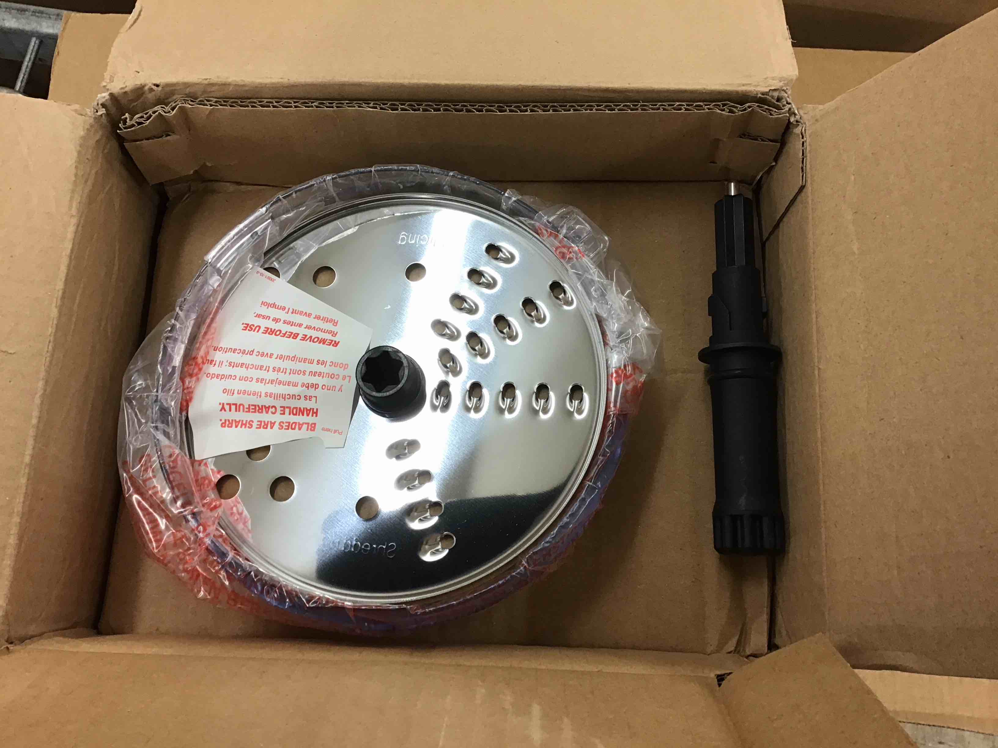 https://s3.amazonaws.com/lotting-images-prod/BoxBids/BXB0601023_1780604065239.jpeg