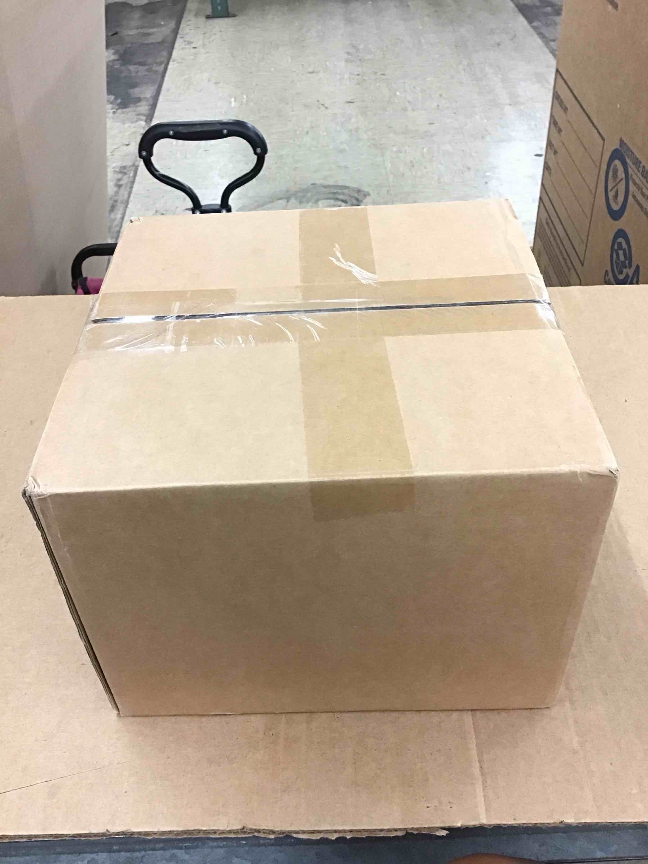 https://s3.amazonaws.com/lotting-images-prod/BoxBids/BXB0601089_1780517813994.jpeg
