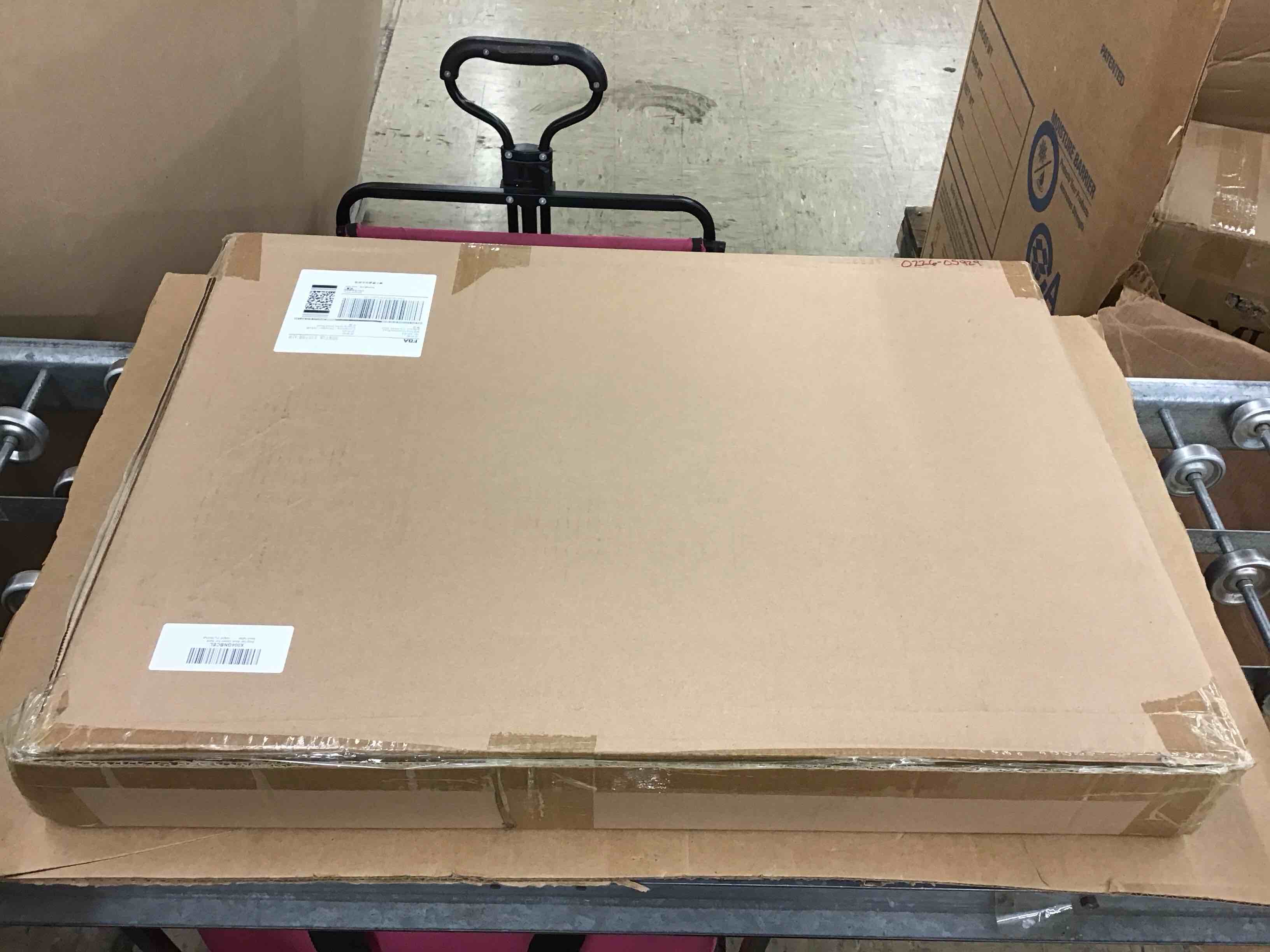 https://s3.amazonaws.com/lotting-images-prod/BoxBids/BXB0601102_1780513456820.jpeg