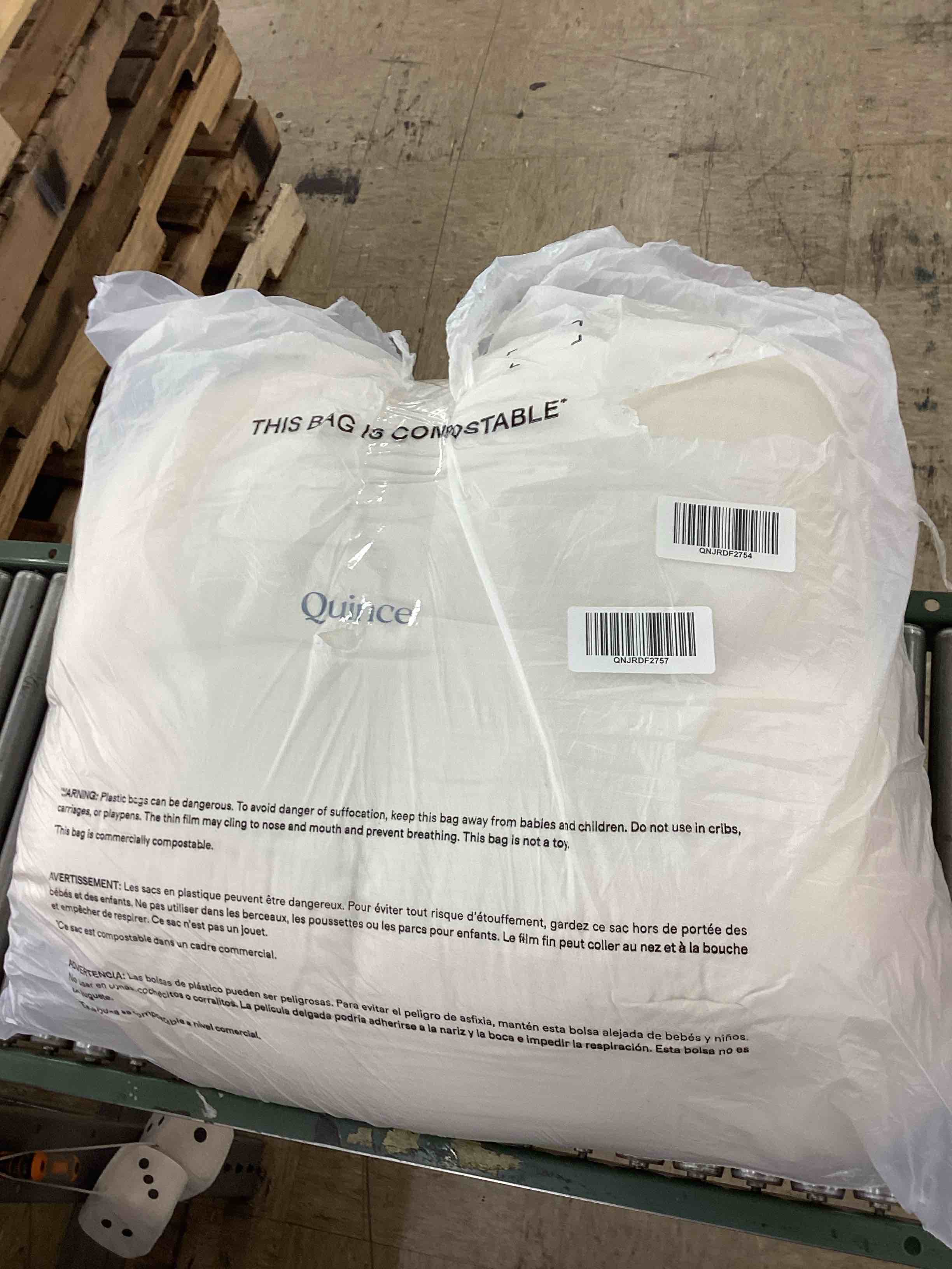 https://s3.amazonaws.com/lotting-images-prod/BoxBids/BXB0601242_1780583233116.jpeg