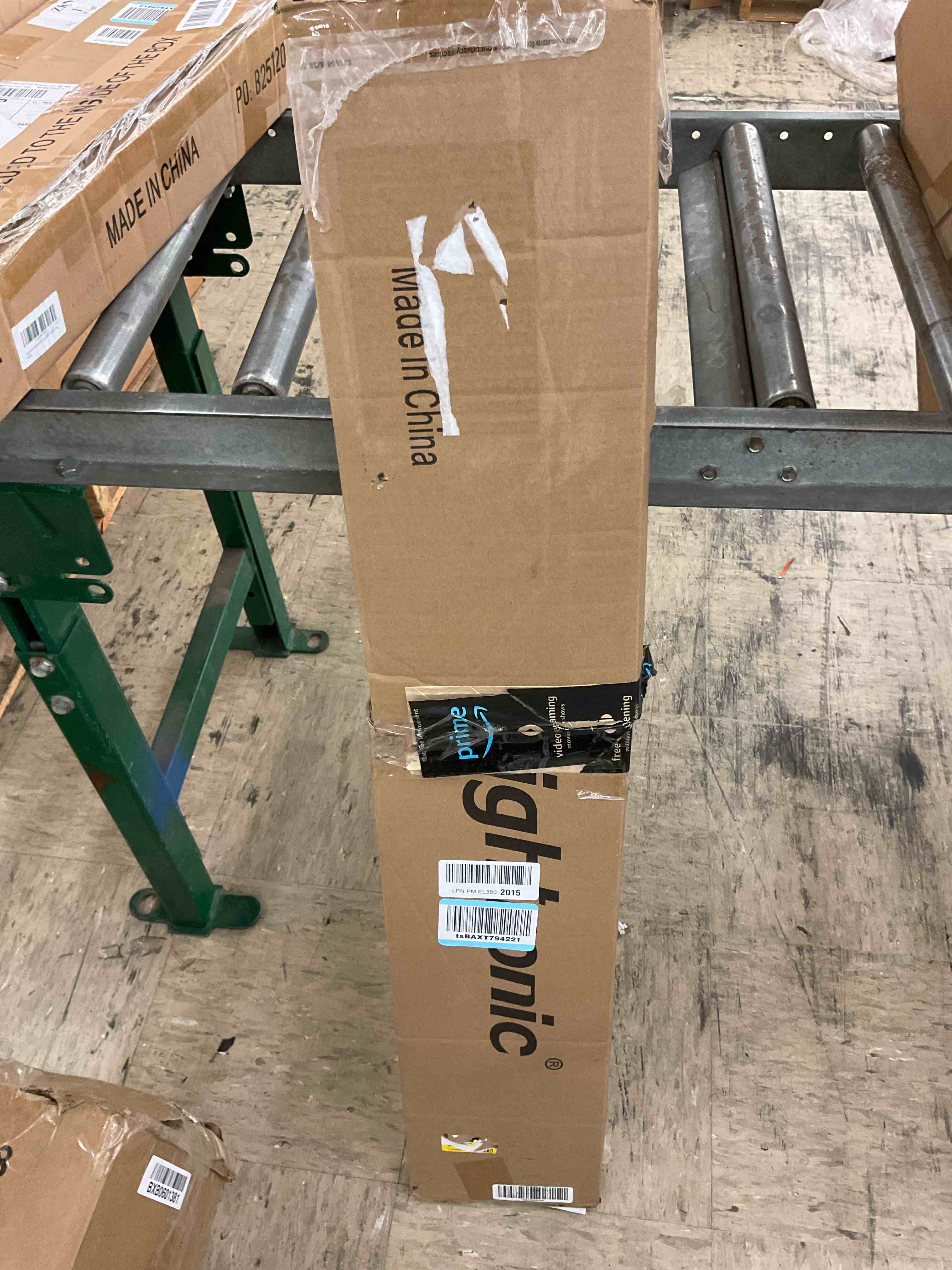 https://s3.amazonaws.com/lotting-images-prod/BoxBids/BXB0601390_1780589495545.jpeg