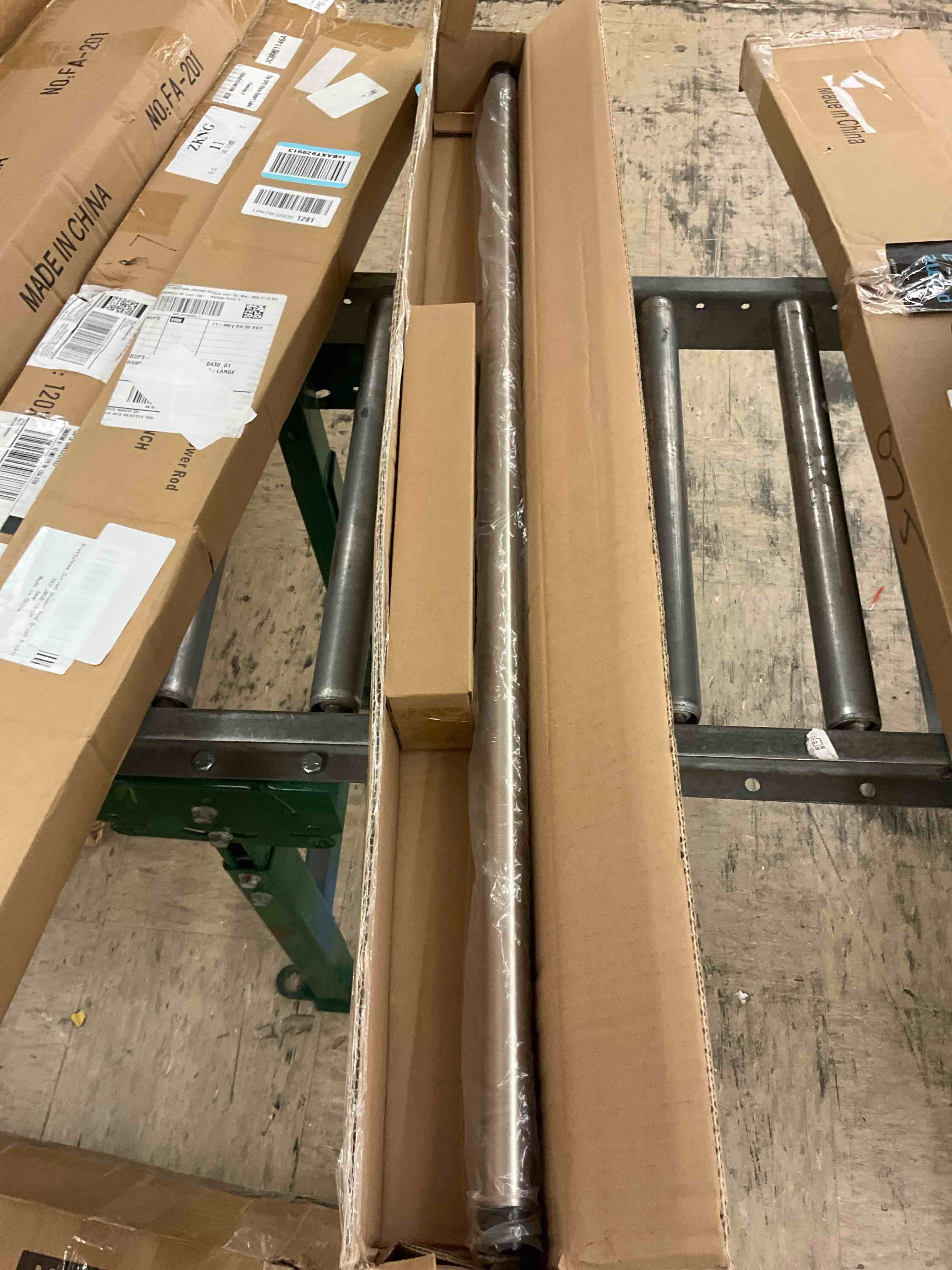 https://s3.amazonaws.com/lotting-images-prod/BoxBids/BXB0601392_1780589690228.jpeg