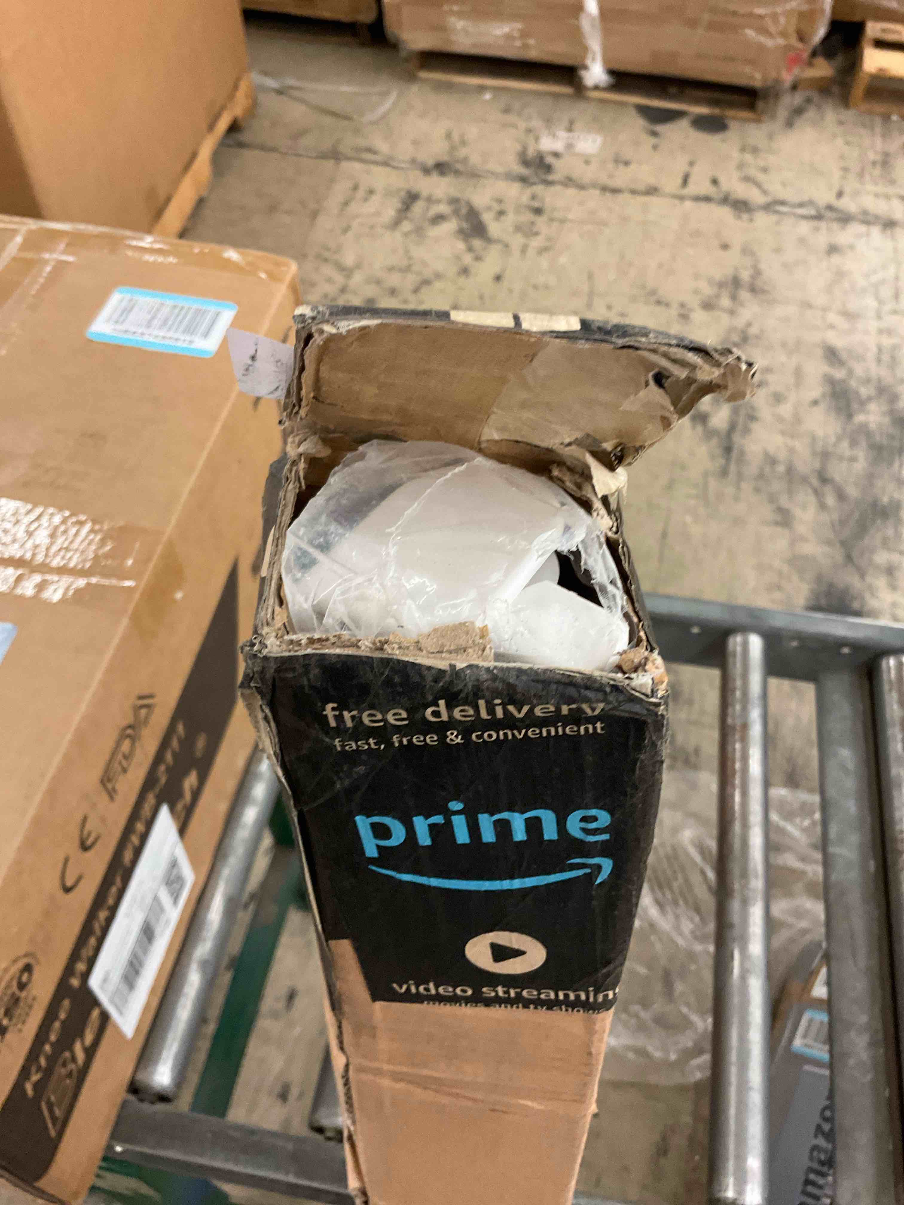 https://s3.amazonaws.com/lotting-images-prod/BoxBids/BXB0601413_1780599674852.jpeg