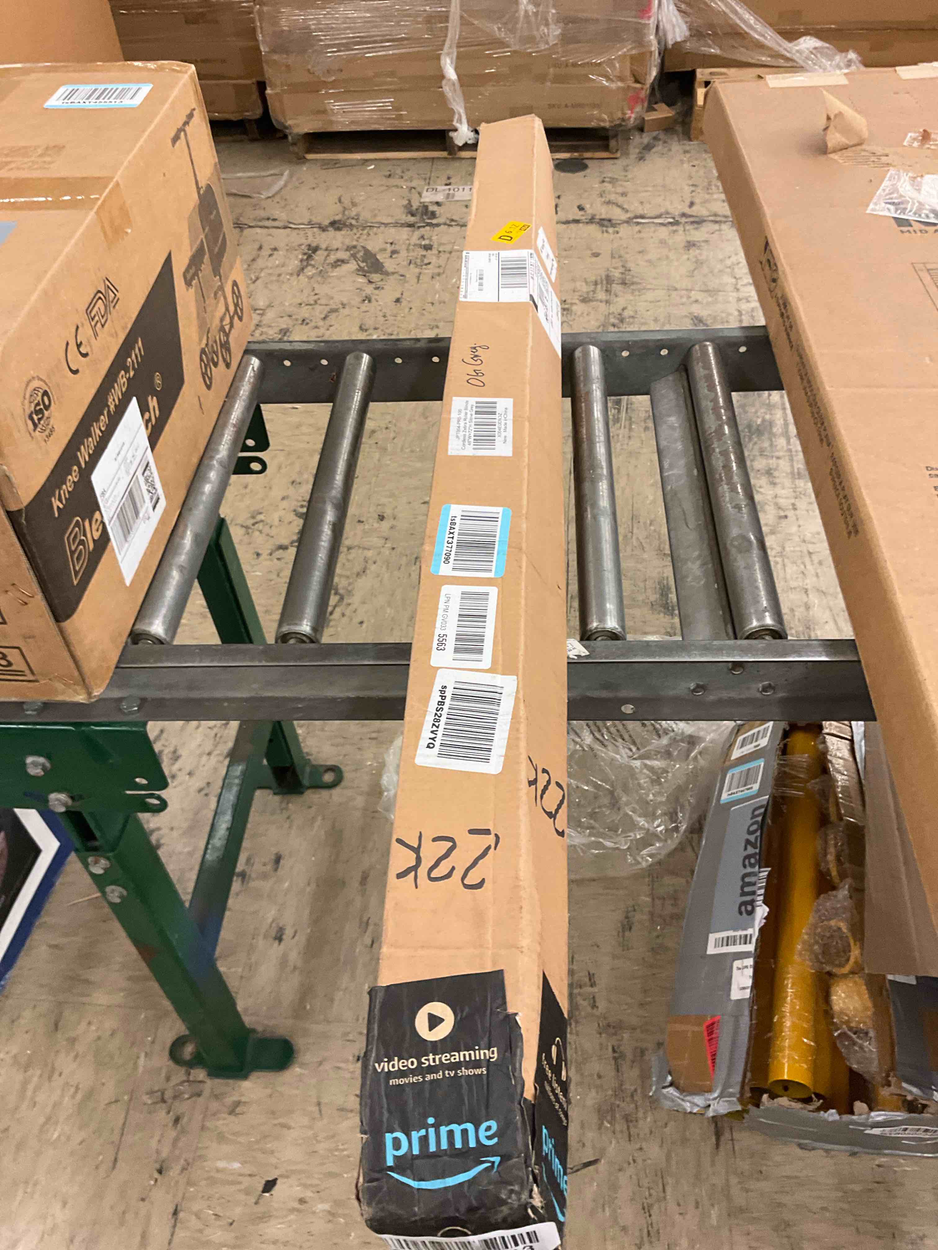 https://s3.amazonaws.com/lotting-images-prod/BoxBids/BXB0601413_1780599688993.jpeg