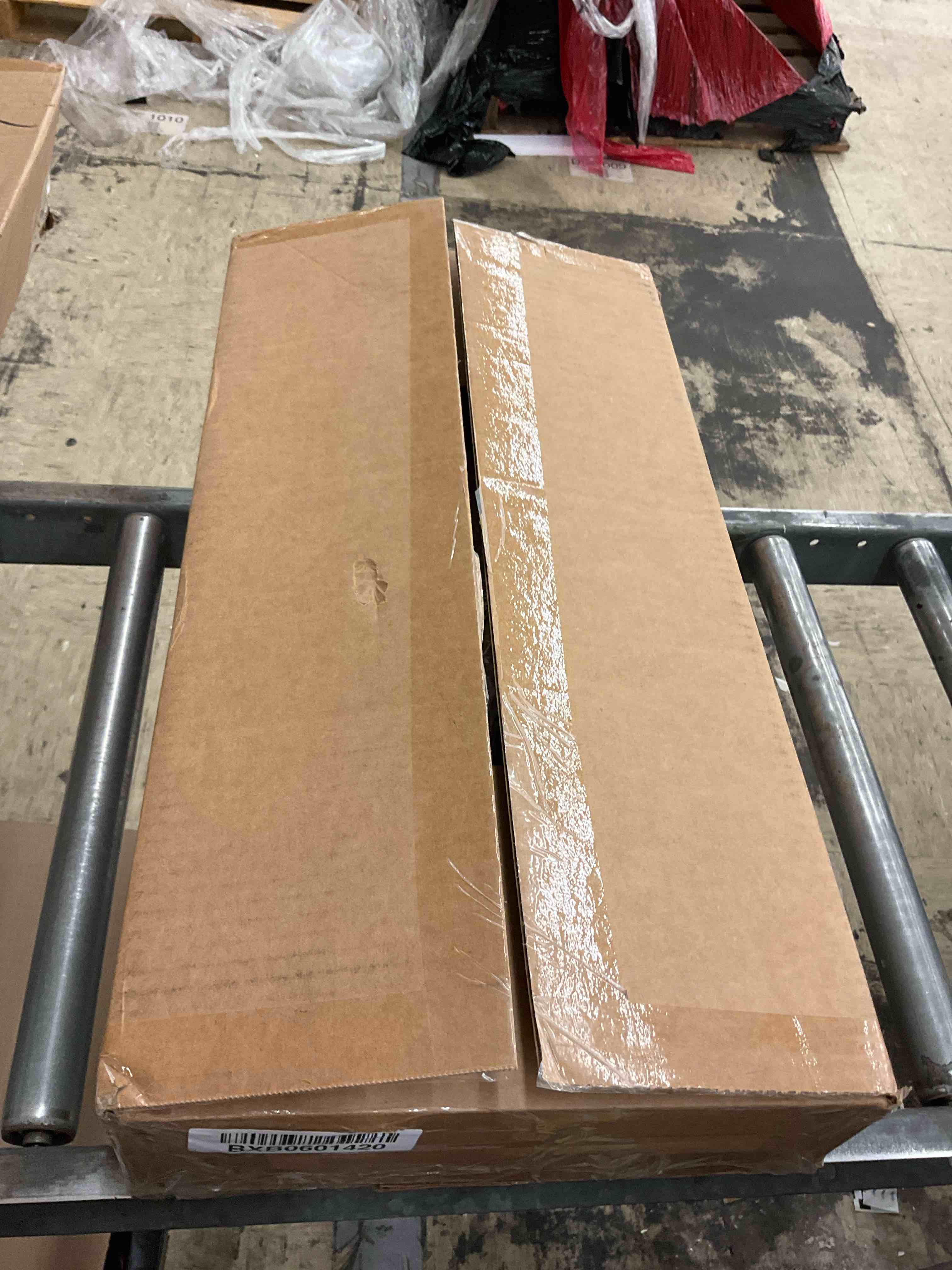 https://s3.amazonaws.com/lotting-images-prod/BoxBids/BXB0601420_1780603513139.jpeg