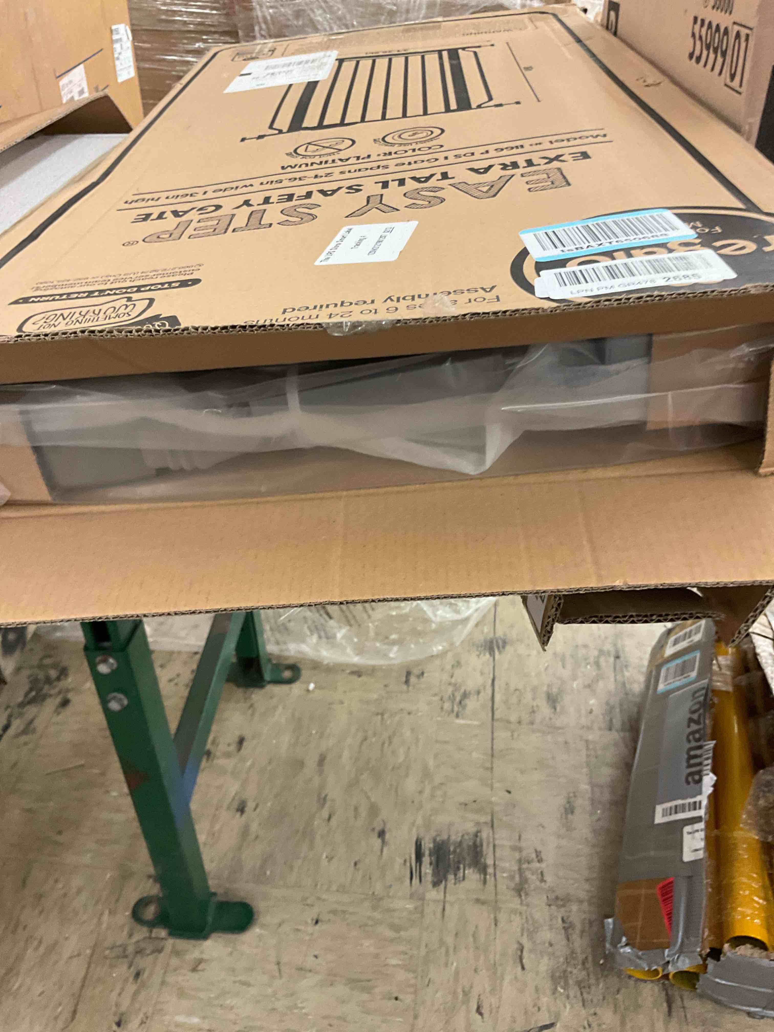 https://s3.amazonaws.com/lotting-images-prod/BoxBids/BXB0601422_1780603842928.jpeg