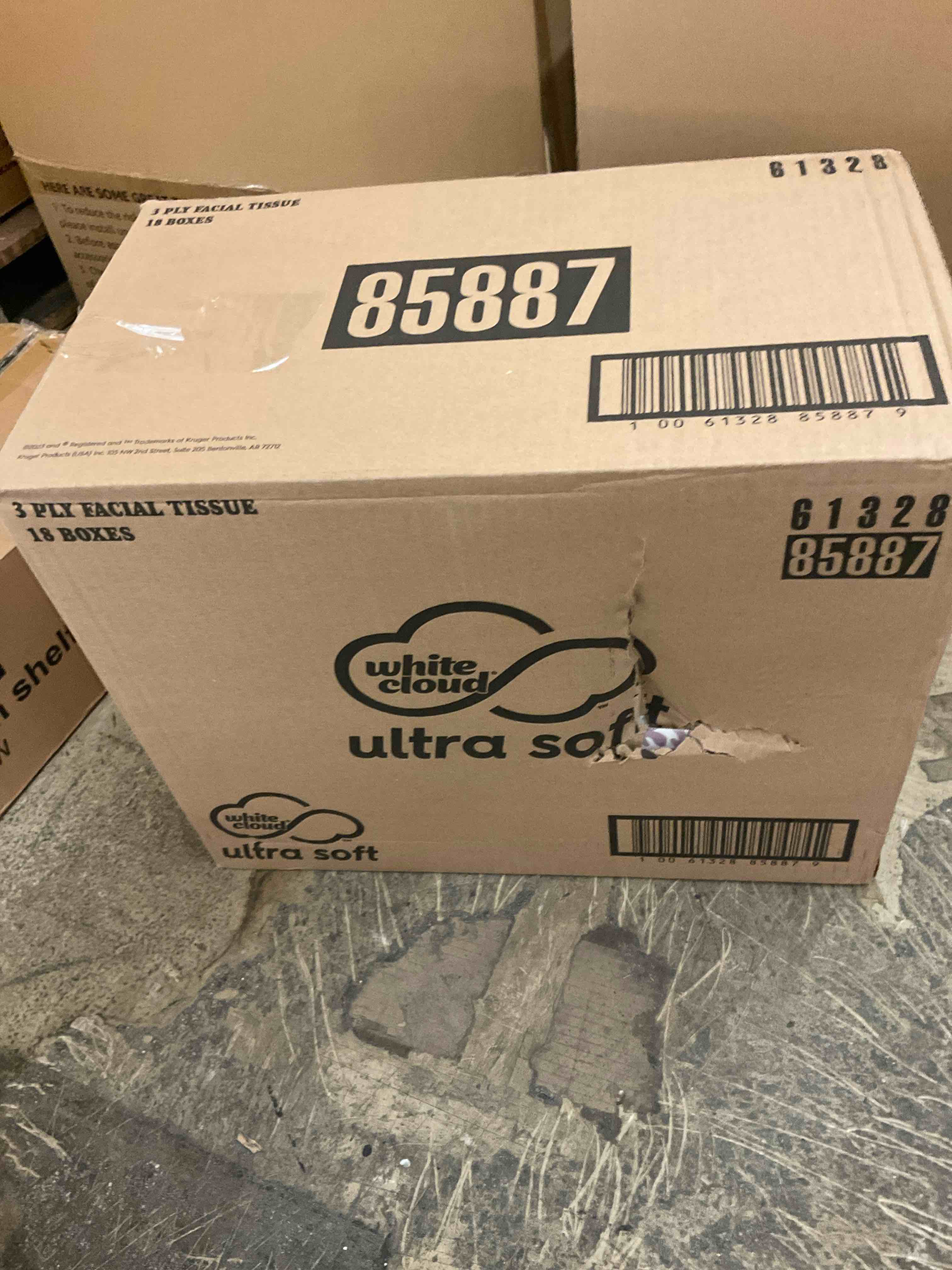 https://s3.amazonaws.com/lotting-images-prod/BoxBids/BXB0601439_1780604933157.jpeg