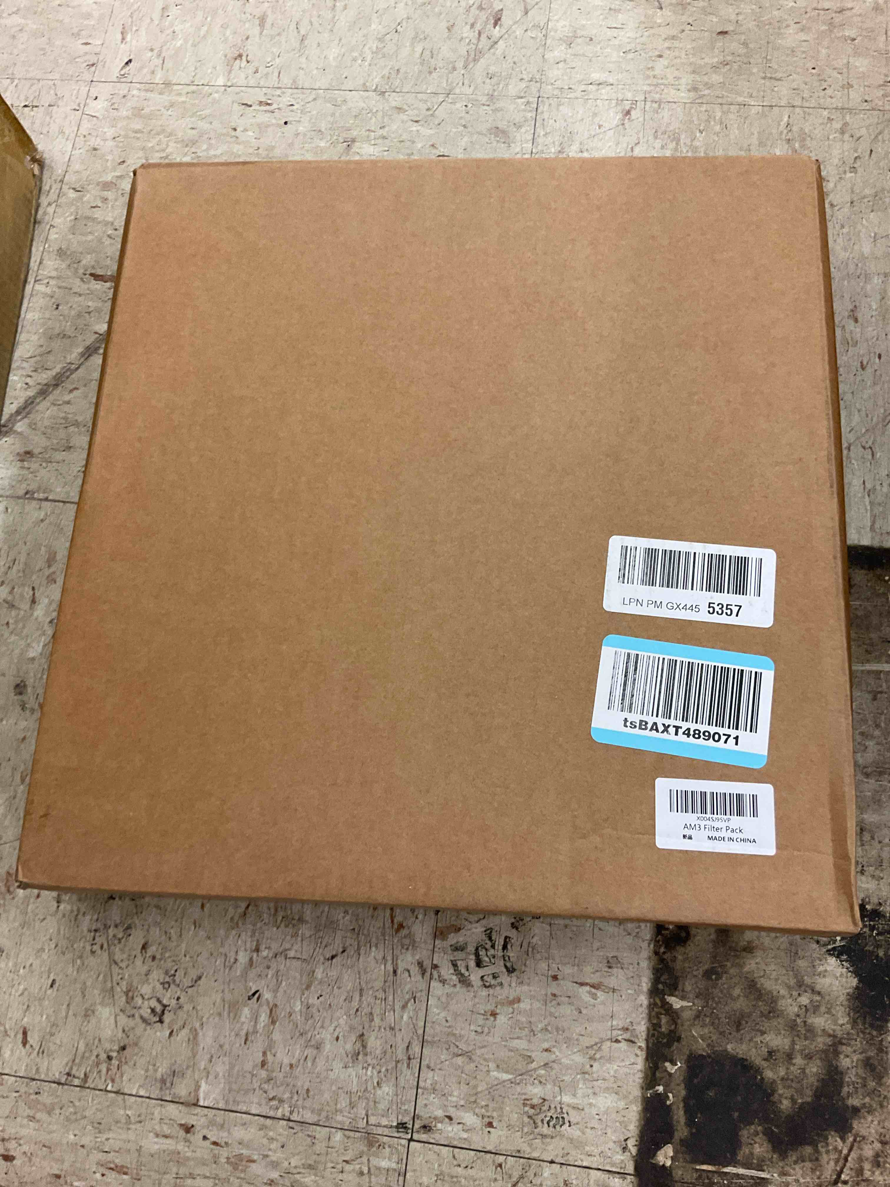 https://s3.amazonaws.com/lotting-images-prod/BoxBids/BXB0601515_1781206831777.jpeg