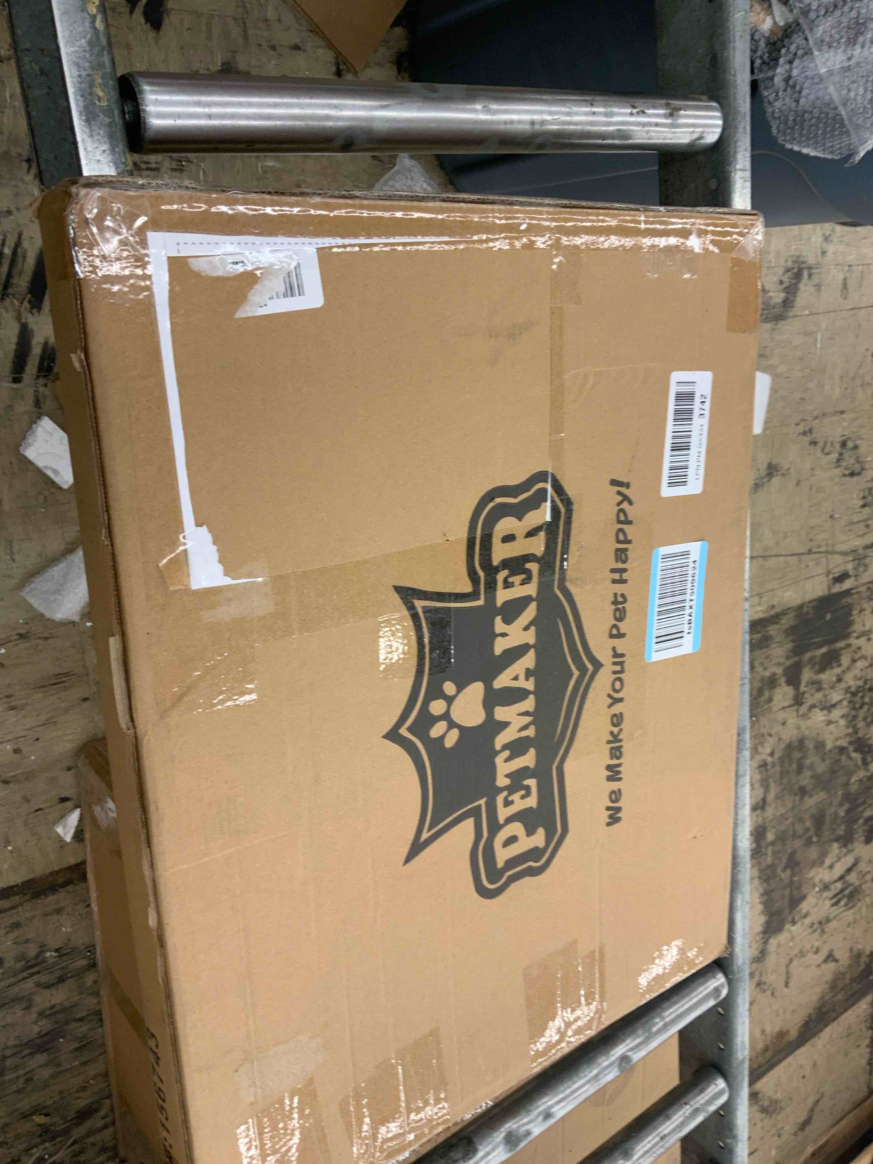 https://s3.amazonaws.com/lotting-images-prod/BoxBids/BXB0601567_1780674372283.jpeg
