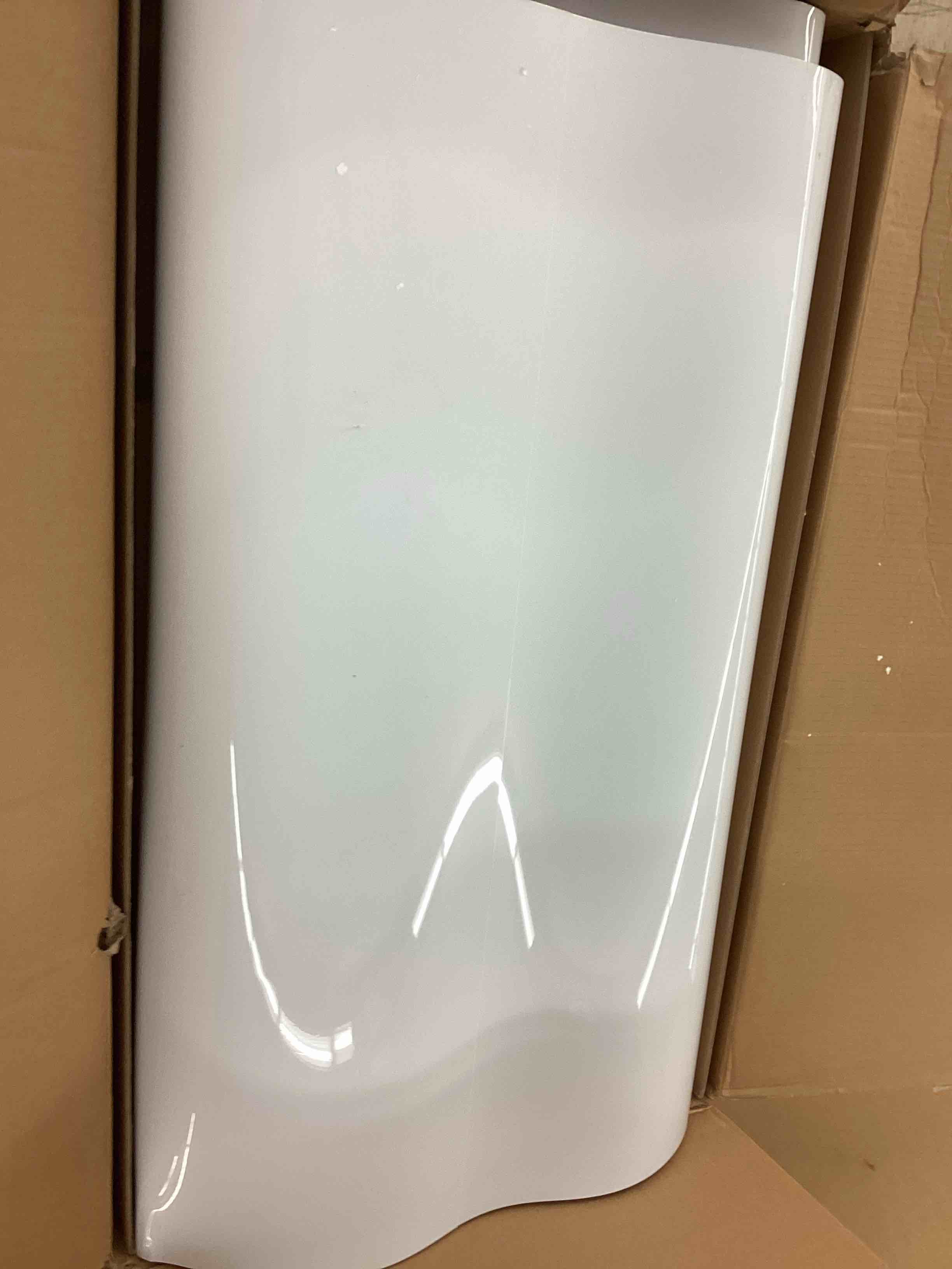 https://s3.amazonaws.com/lotting-images-prod/BoxBids/BXB0601764_1780687167187.jpeg