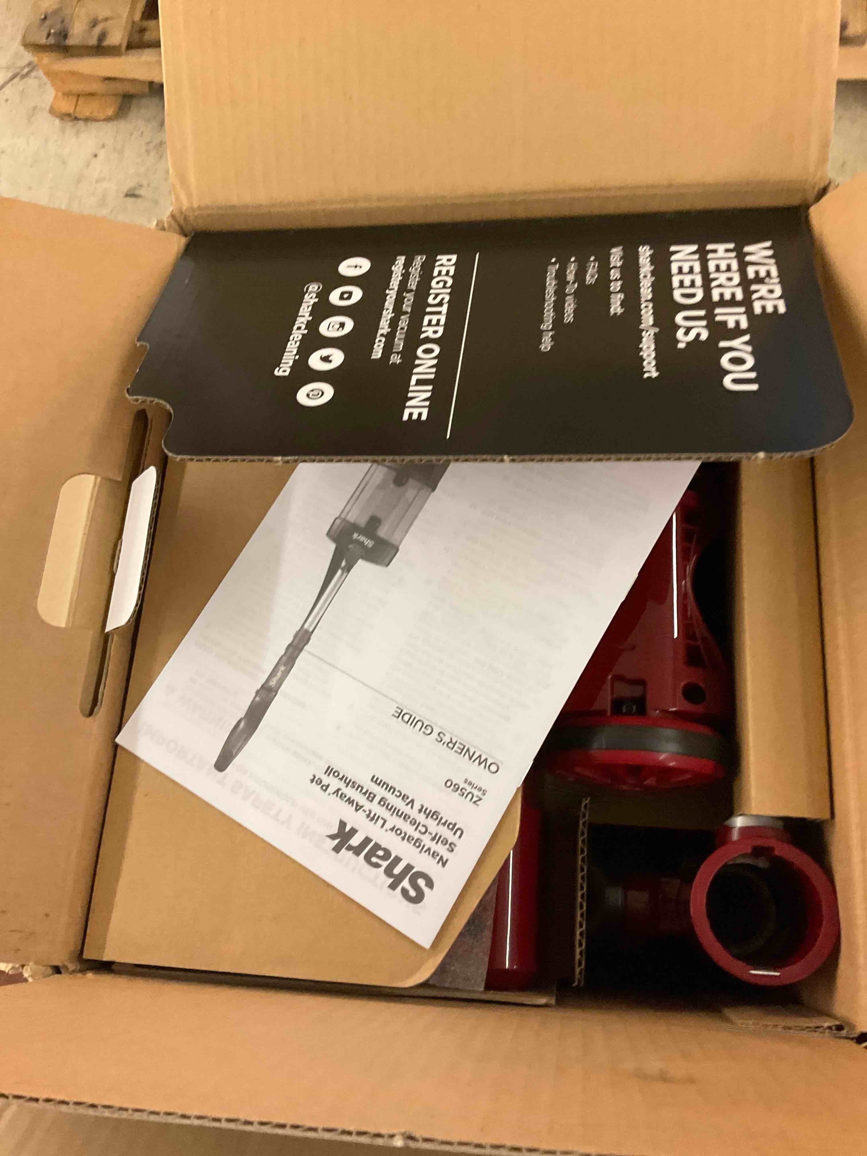 https://s3.amazonaws.com/lotting-images-prod/BoxBids/BXB0601910_1780686768270.jpeg