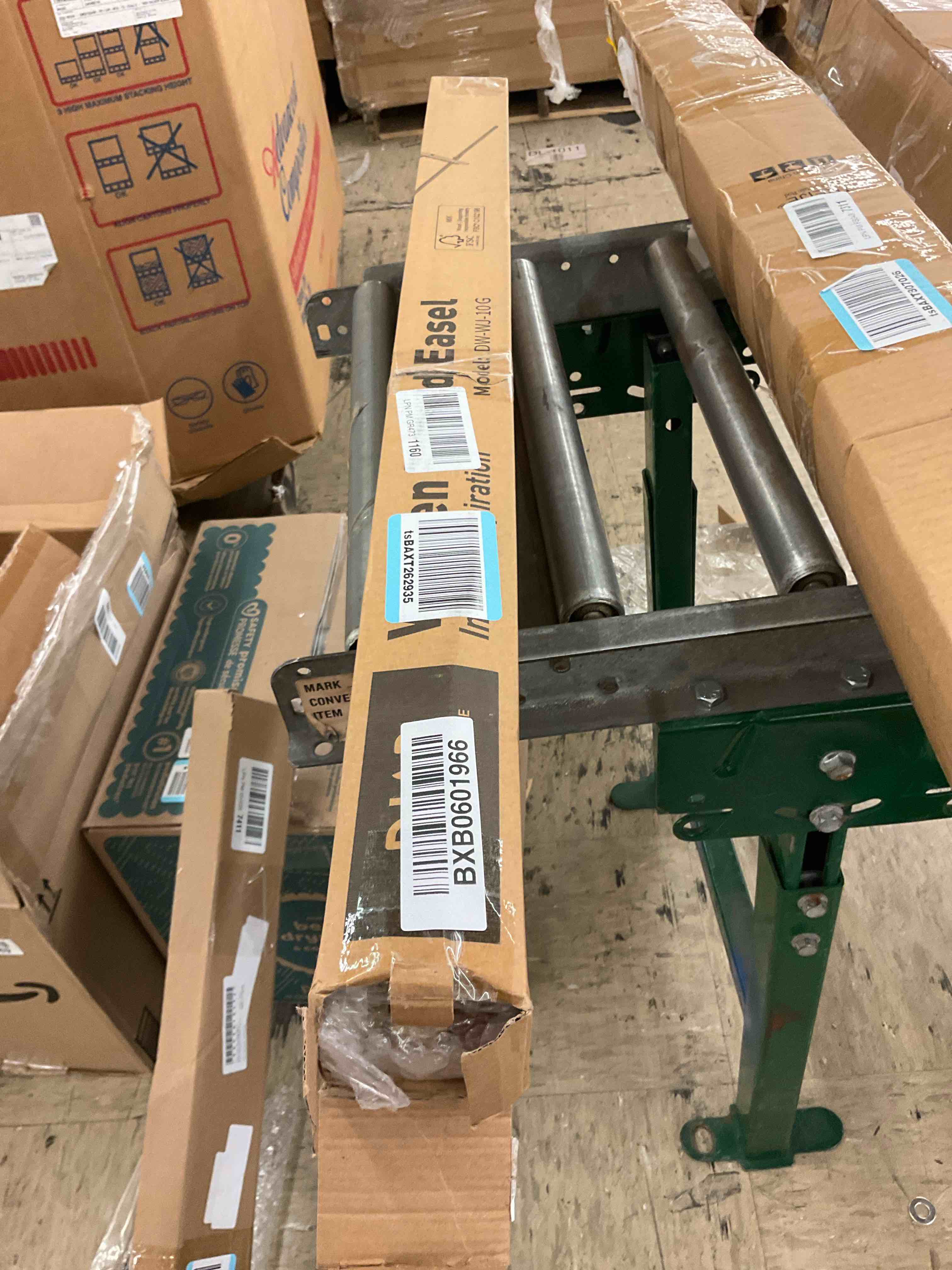 https://s3.amazonaws.com/lotting-images-prod/BoxBids/BXB0601966_1780673590626.jpeg