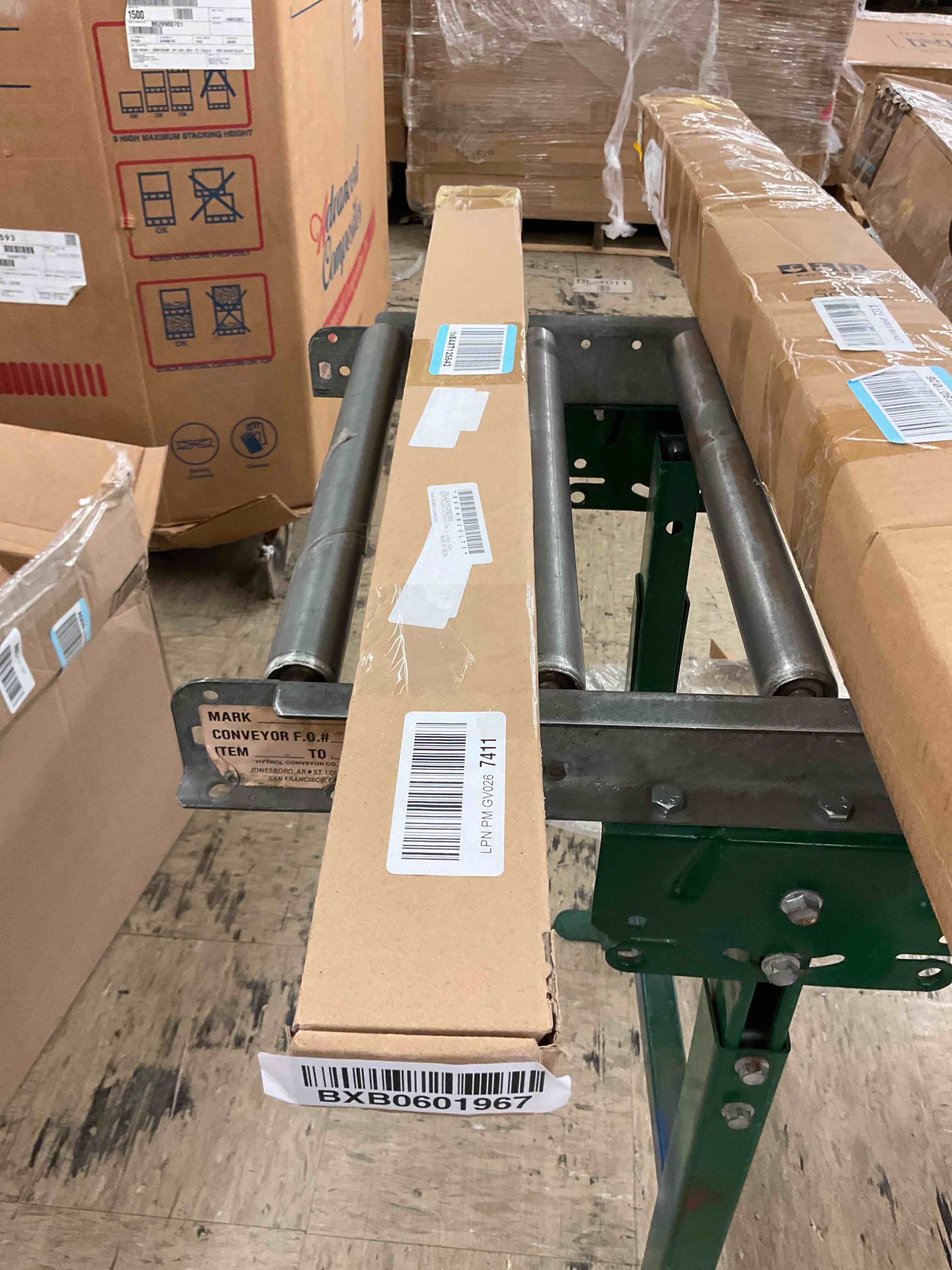 https://s3.amazonaws.com/lotting-images-prod/BoxBids/BXB0601967_1780673808933.jpeg
