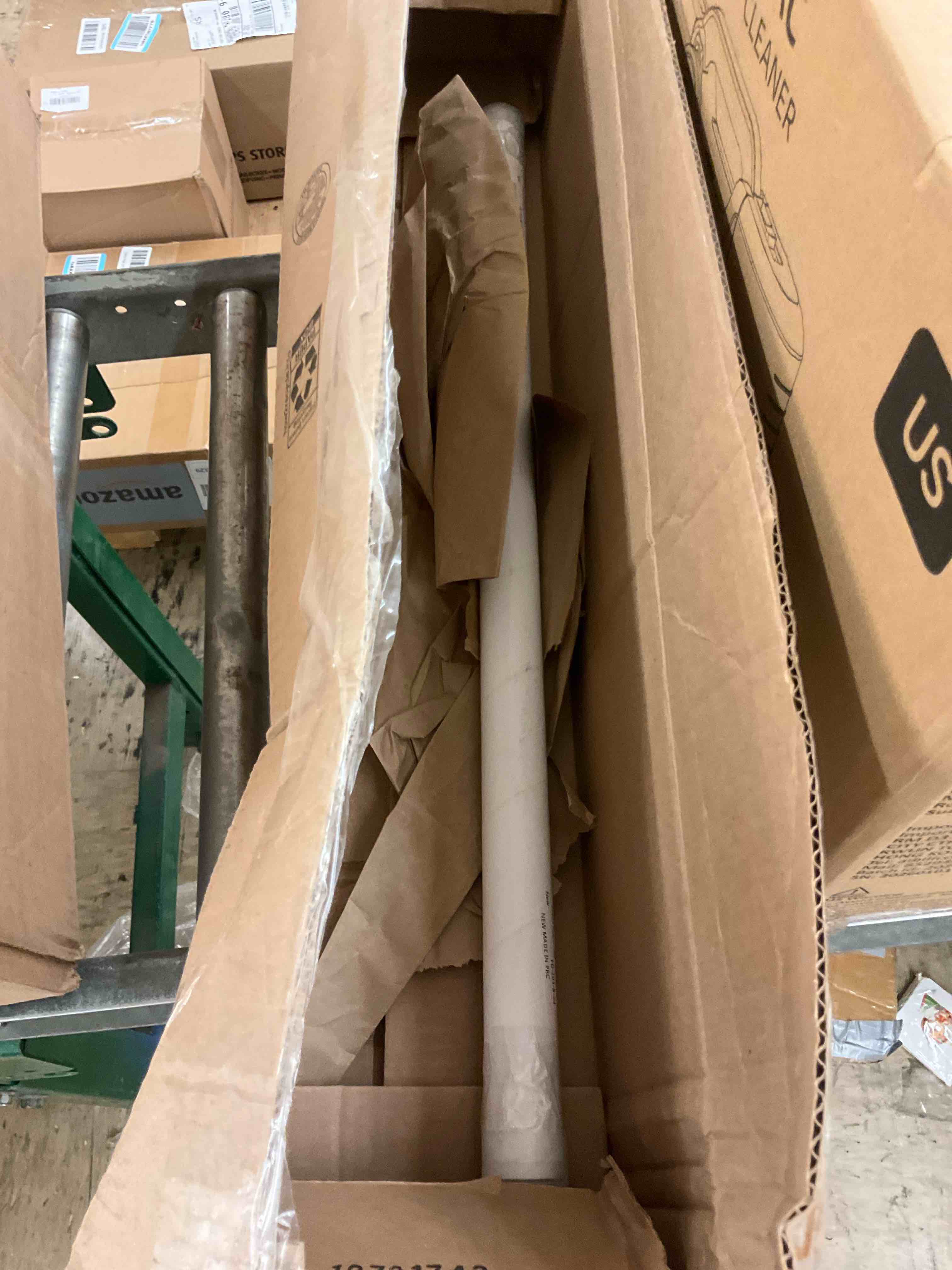 https://s3.amazonaws.com/lotting-images-prod/BoxBids/BXB0603587_1781367051651.jpeg