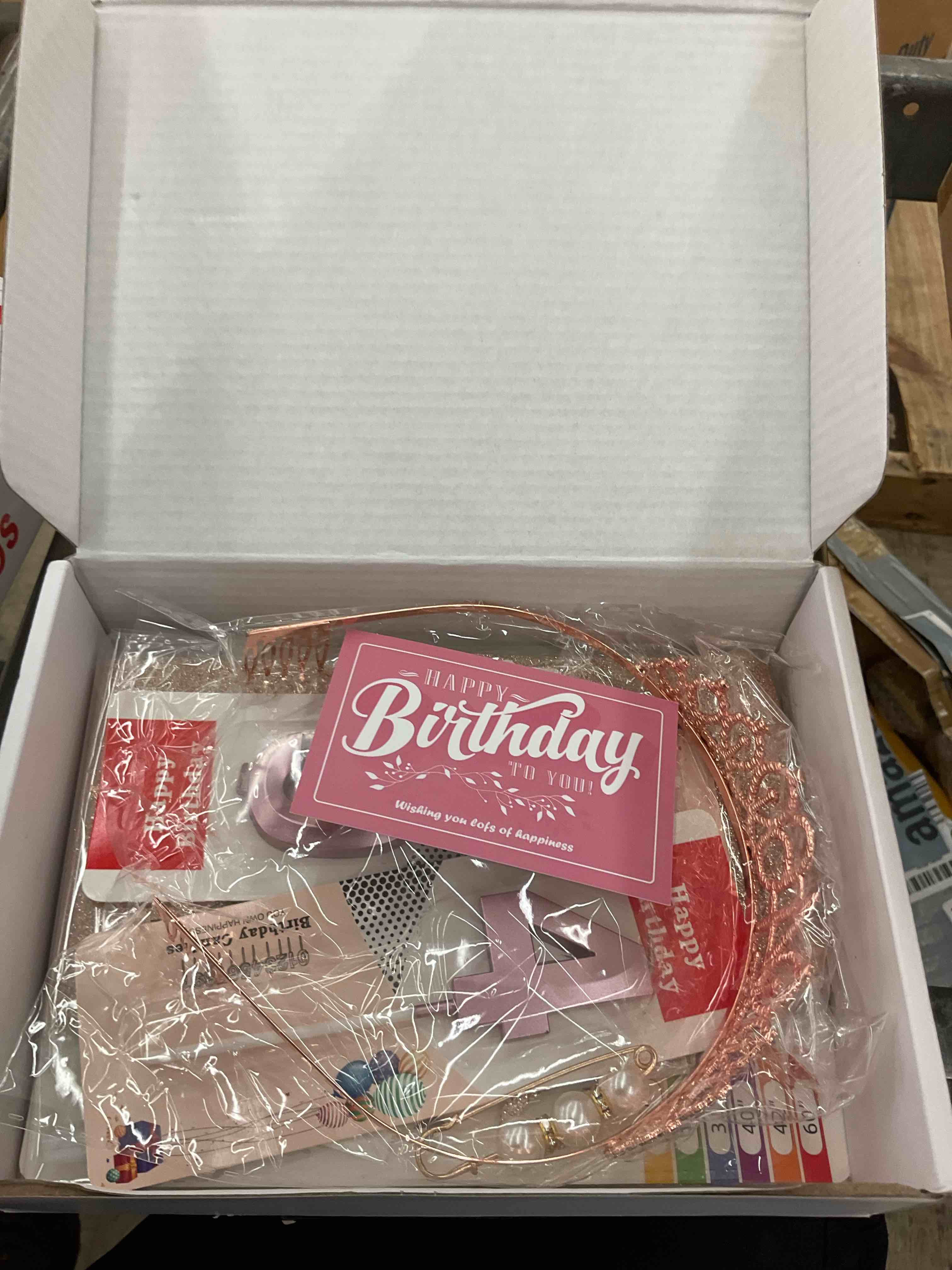 https://s3.amazonaws.com/lotting-images-prod/BoxBids/BXB0603700_1781626454255.jpeg