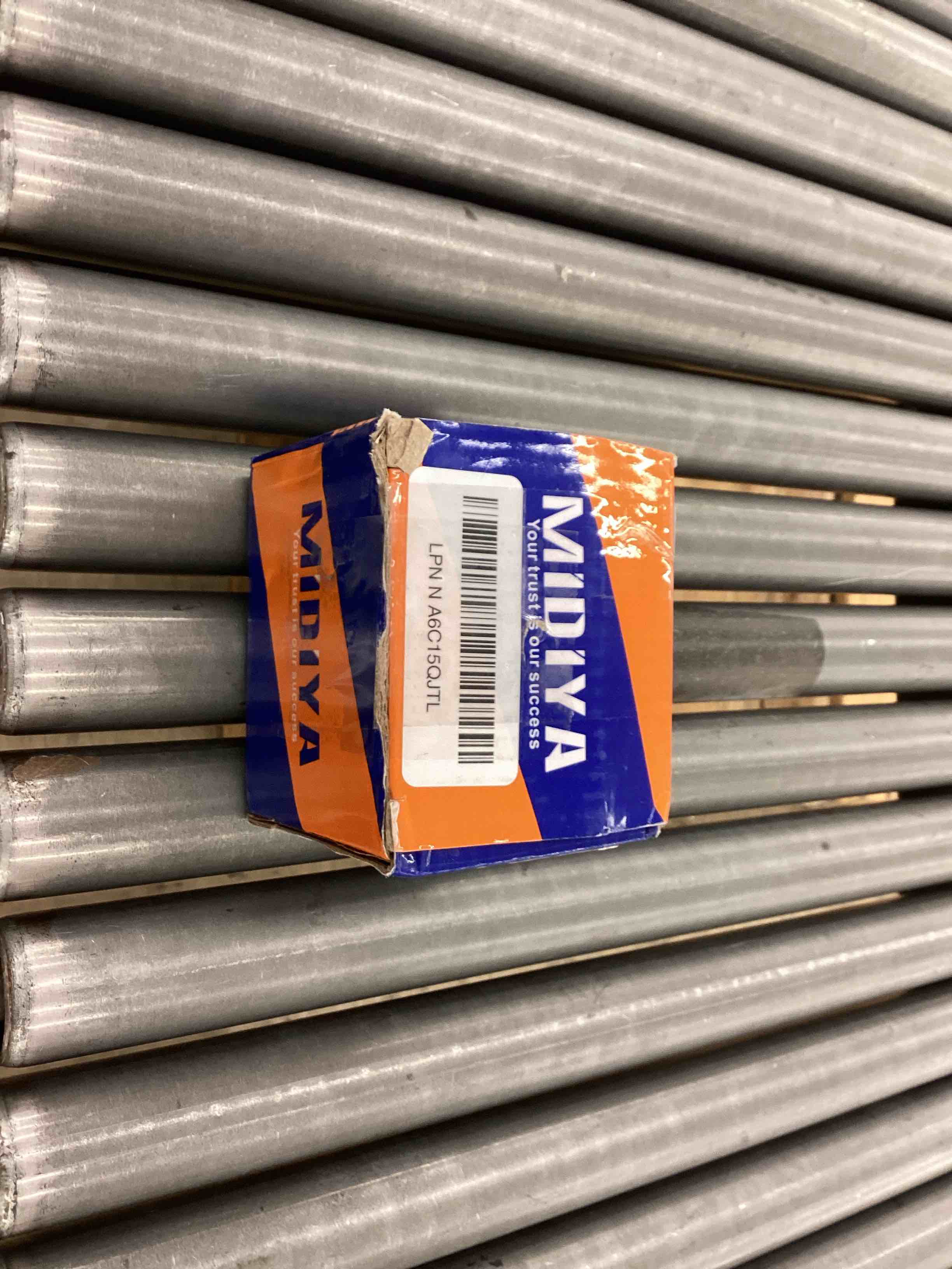 https://s3.amazonaws.com/lotting-images-prod/BoxBids/BXB0603863_1781019823731.jpeg