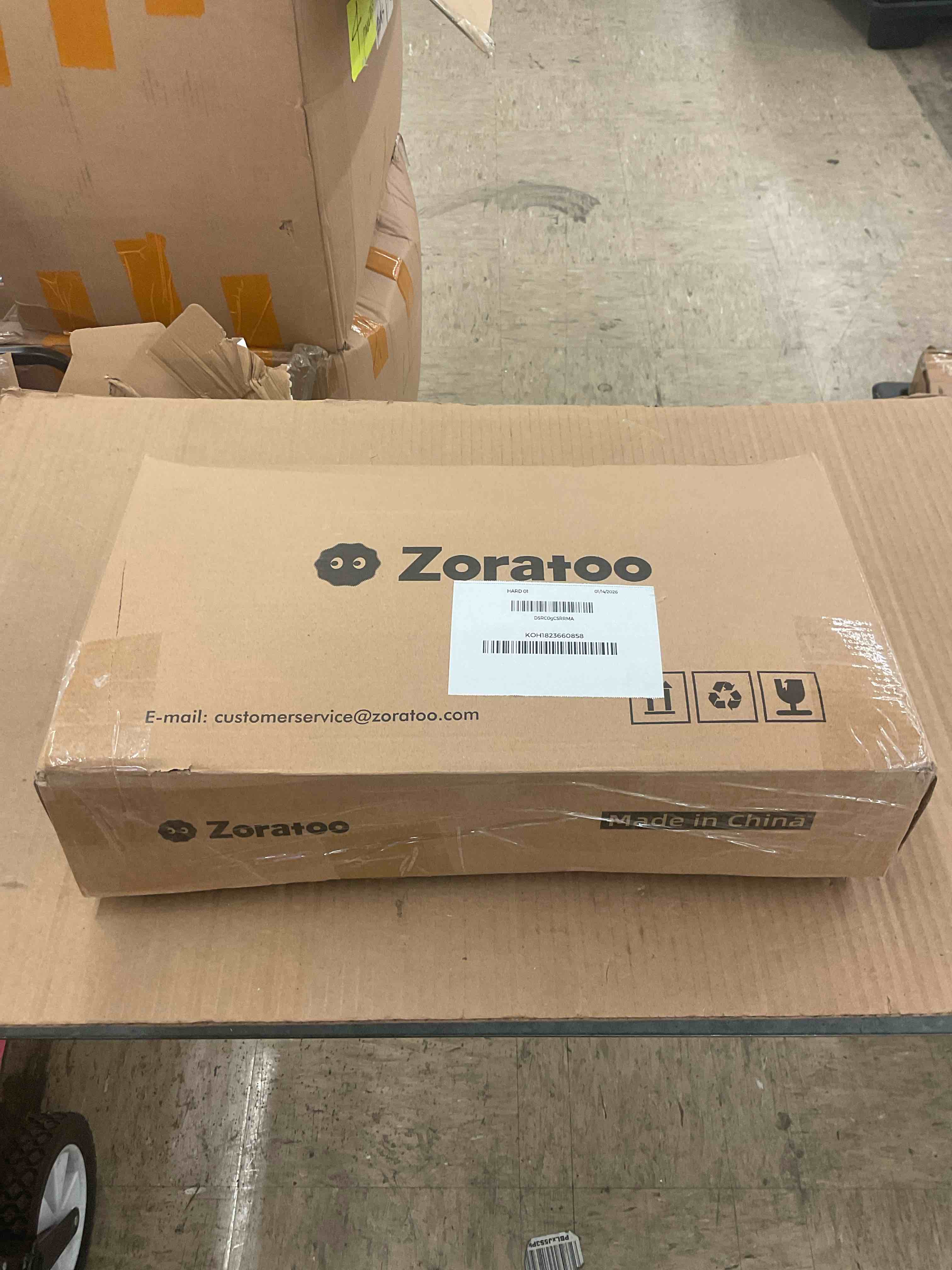 https://s3.amazonaws.com/lotting-images-prod/BoxBids/PPE2248024_1770144253495.jpeg
