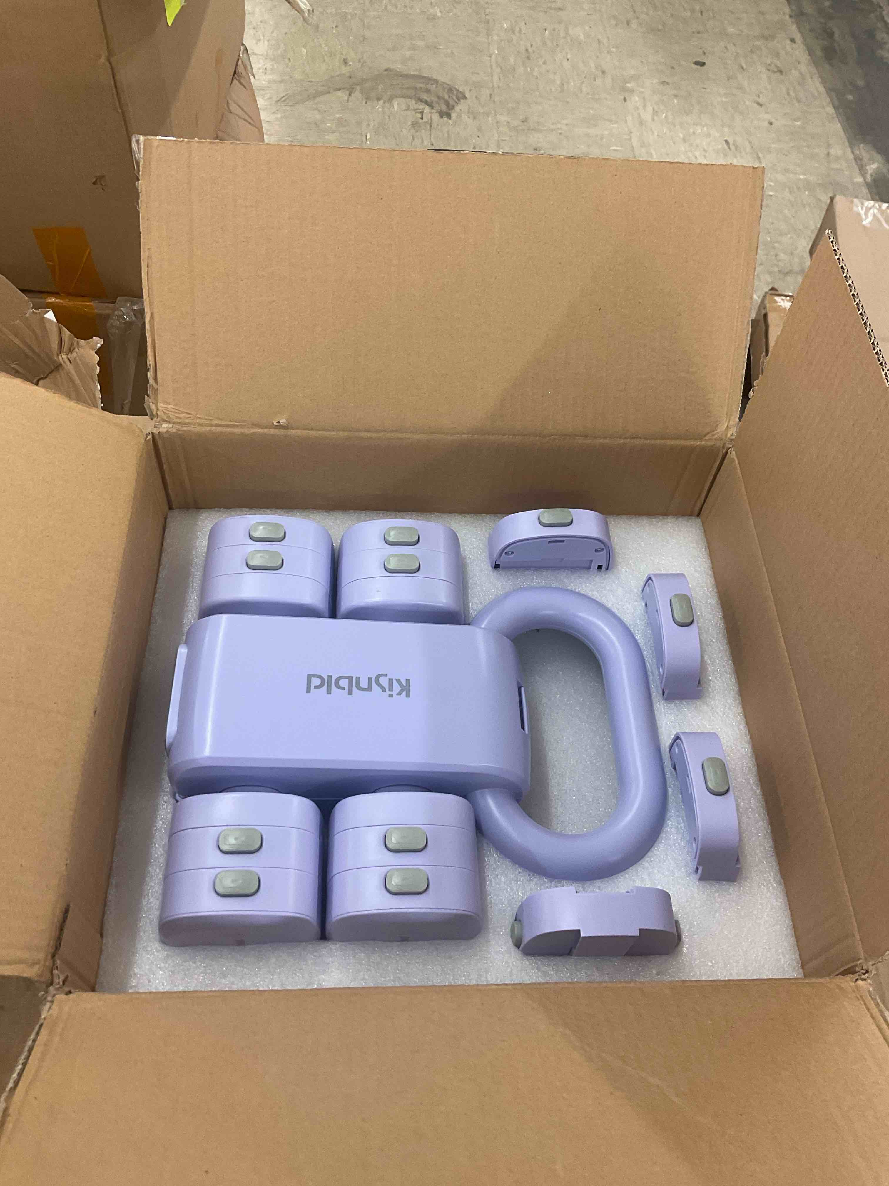 https://s3.amazonaws.com/lotting-images-prod/BoxBids/PPE2248028_1770144829311.jpeg