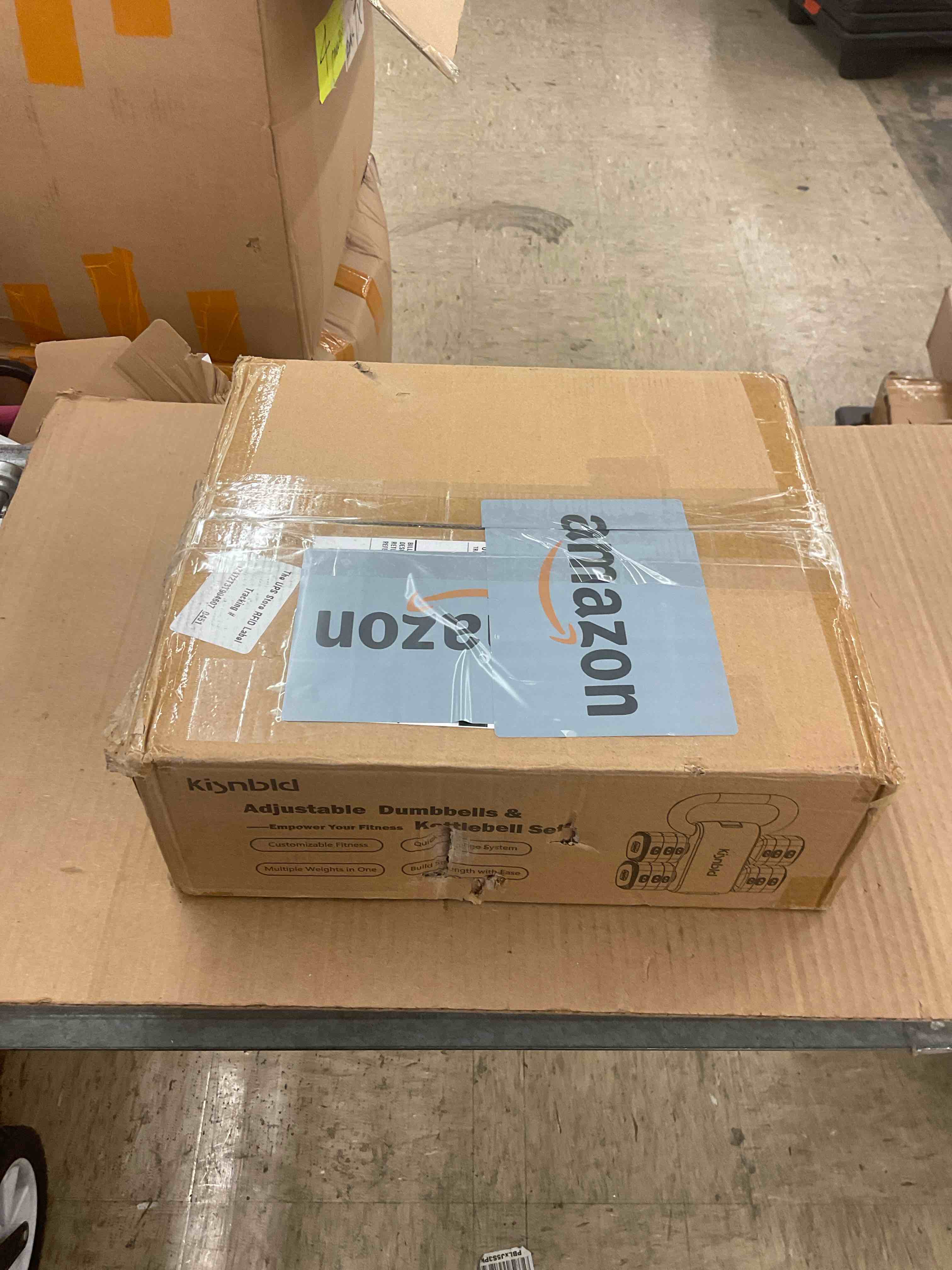 https://s3.amazonaws.com/lotting-images-prod/BoxBids/PPE2248028_1770144848078.jpeg