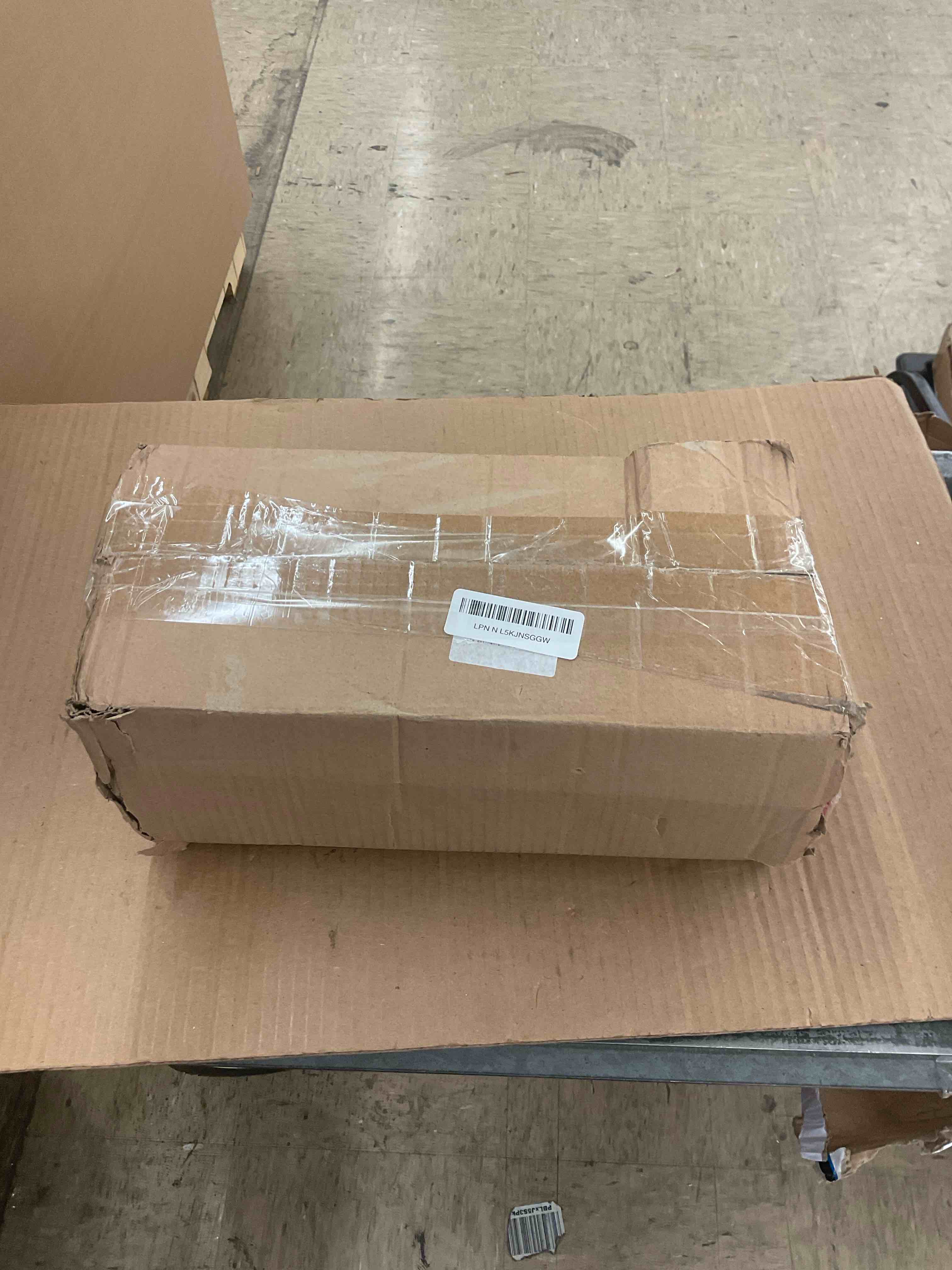 https://s3.amazonaws.com/lotting-images-prod/BoxBids/PPE2248152_1770217213222.jpeg