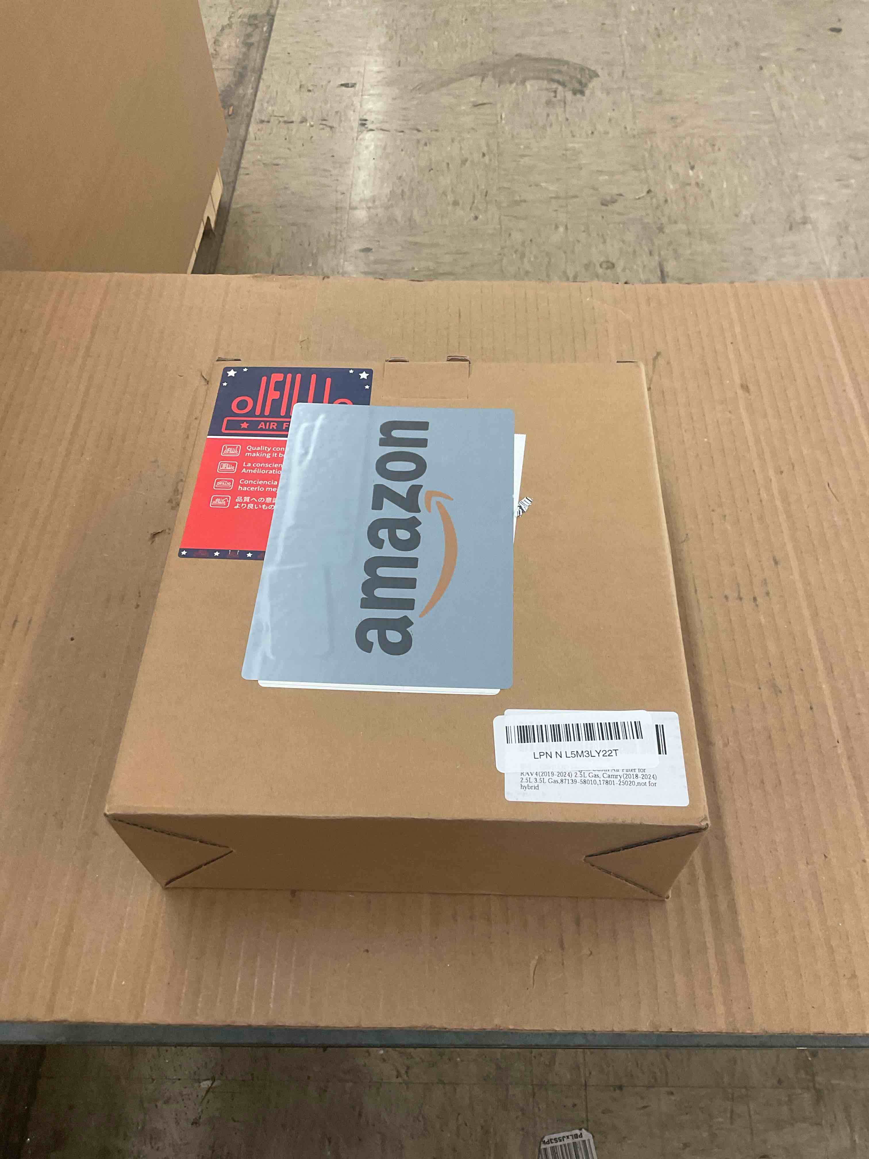 https://s3.amazonaws.com/lotting-images-prod/BoxBids/PPE2248173_1770219720040.jpeg