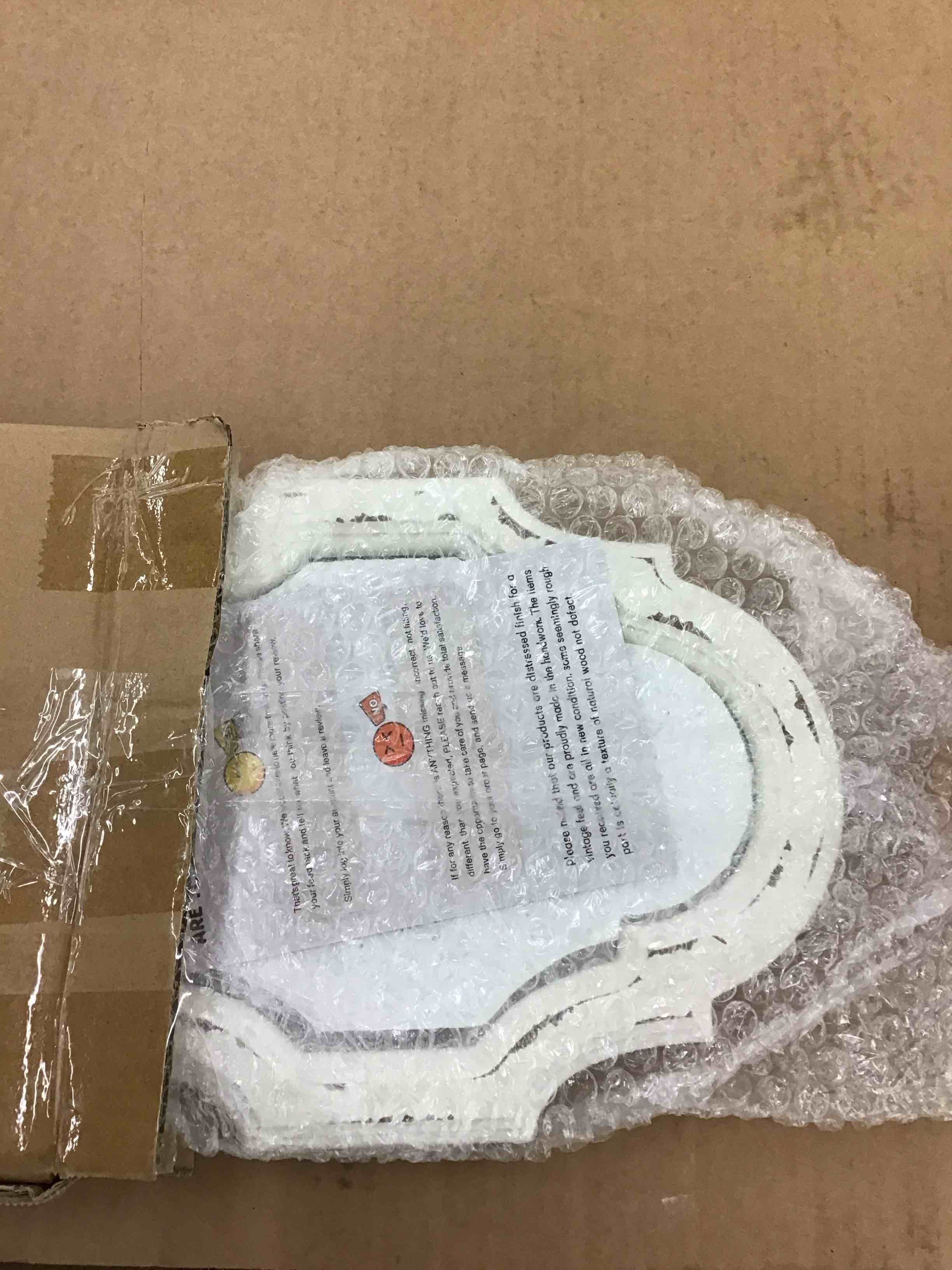 https://s3.amazonaws.com/lotting-images-prod/BoxBids/PPE2248257_1773344258656.jpeg