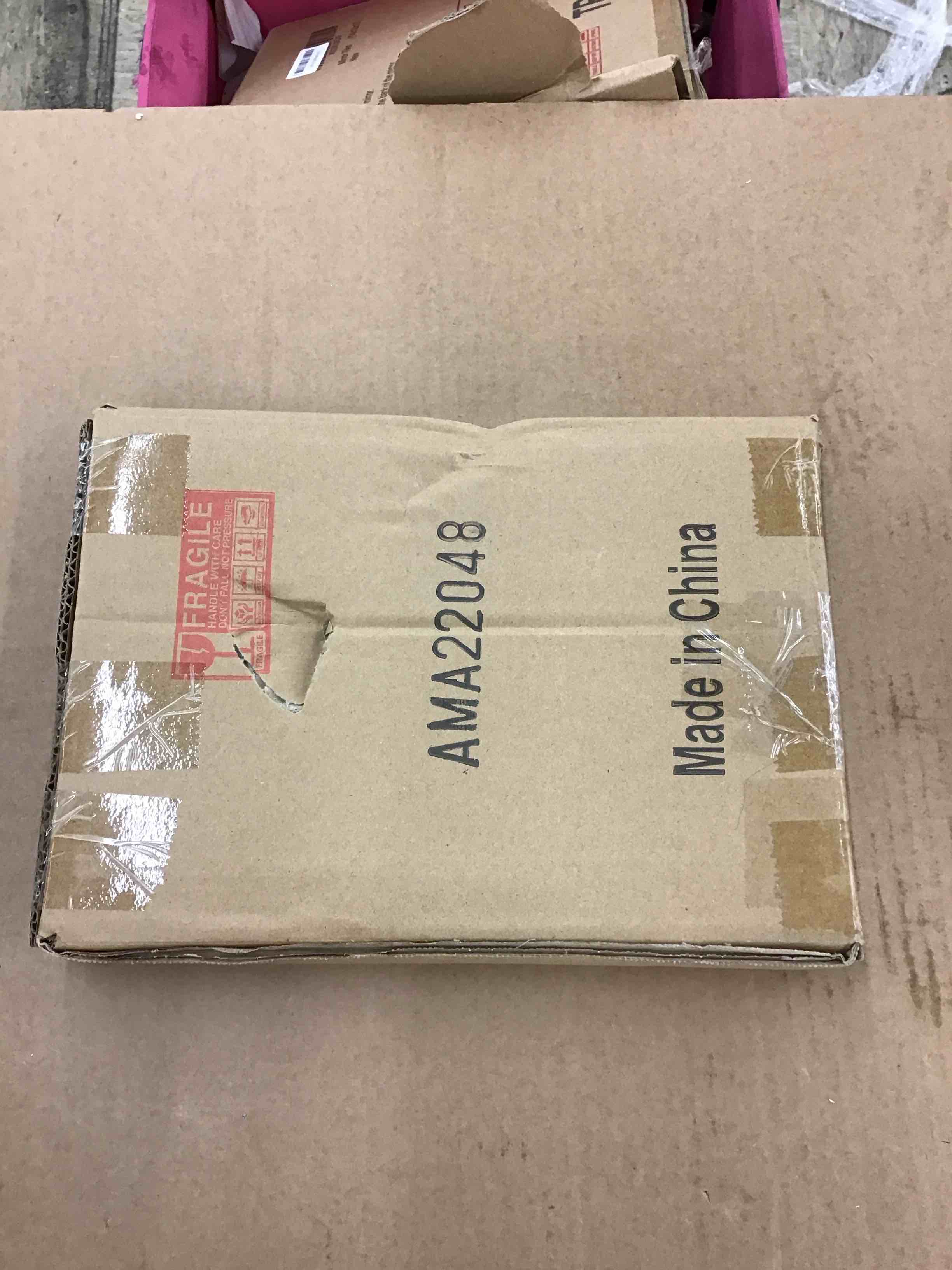 https://s3.amazonaws.com/lotting-images-prod/BoxBids/PPE2248257_1773344281806.jpeg