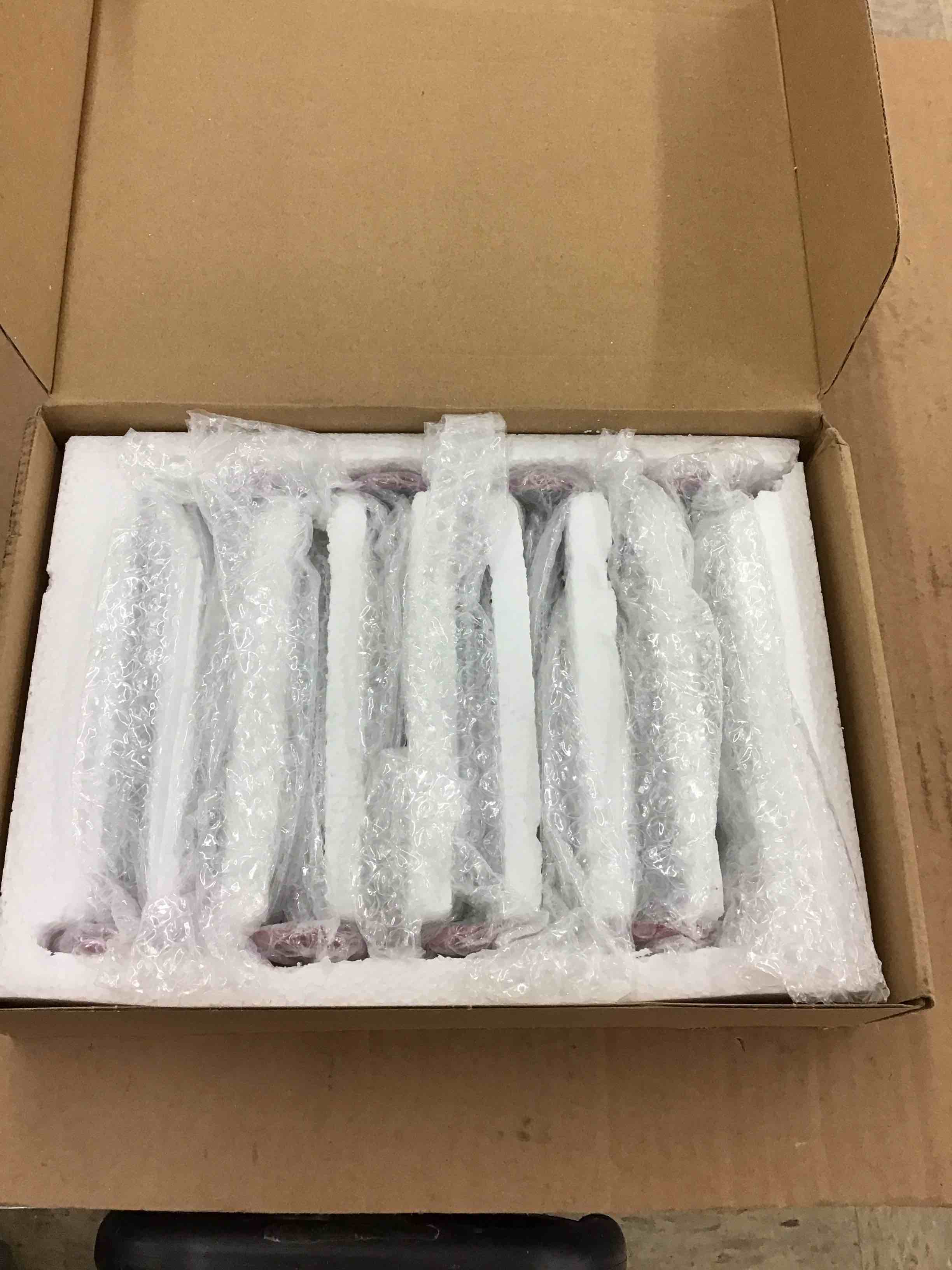 https://s3.amazonaws.com/lotting-images-prod/BoxBids/PPE2248315_1773427841488.jpeg