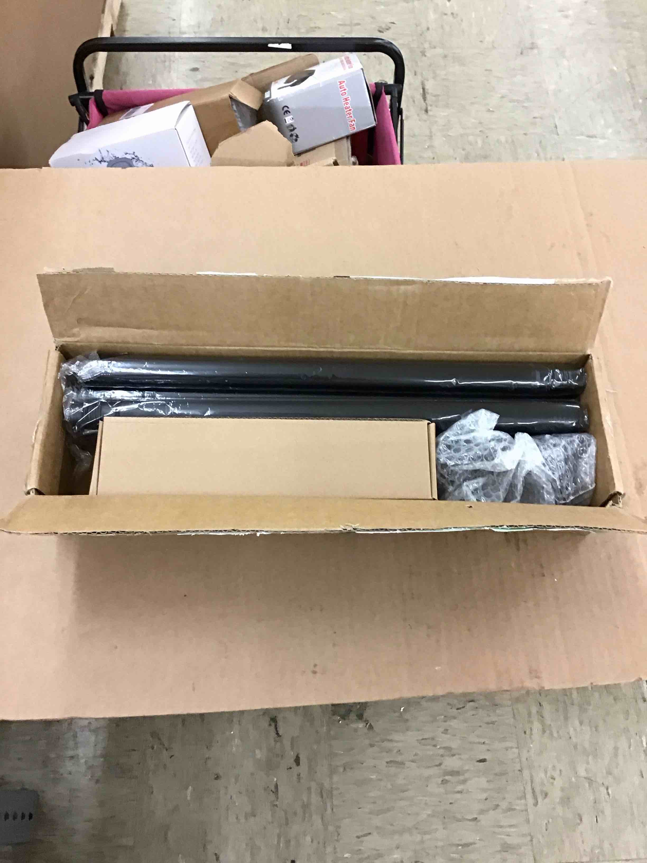 https://s3.amazonaws.com/lotting-images-prod/BoxBids/PPE2248317_1773427998174.jpeg