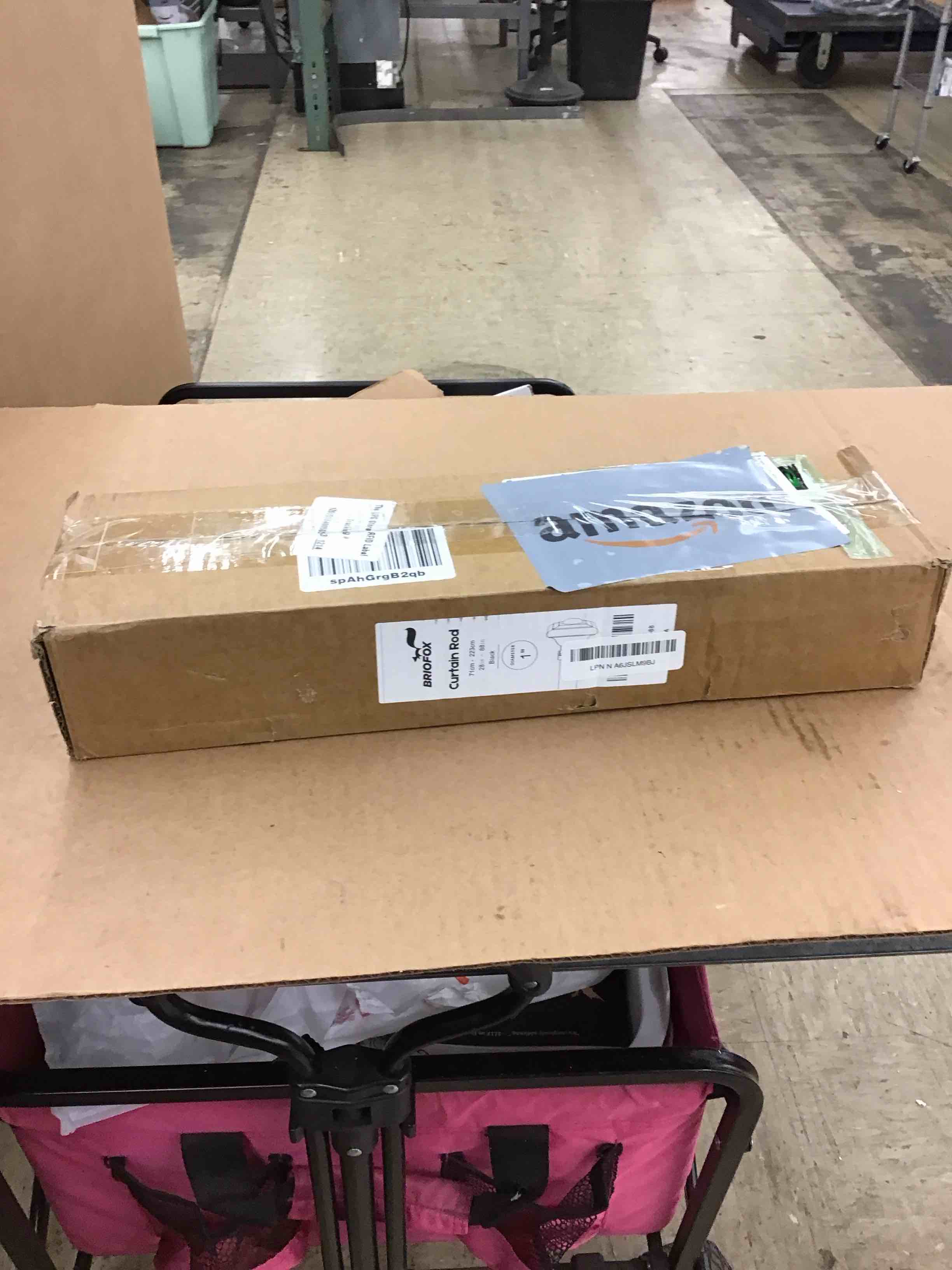 https://s3.amazonaws.com/lotting-images-prod/BoxBids/PPE2248317_1773428019468.jpeg