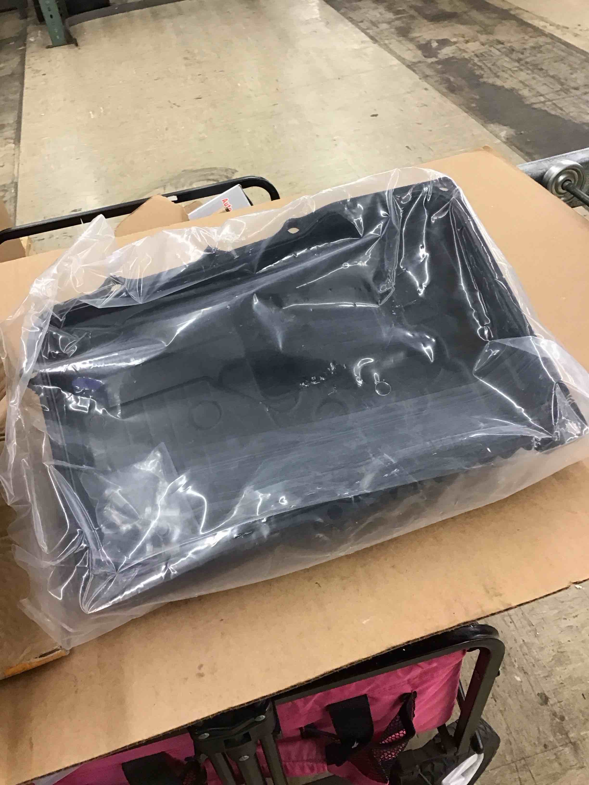 https://s3.amazonaws.com/lotting-images-prod/BoxBids/PPE2248324_1773428929574.jpeg