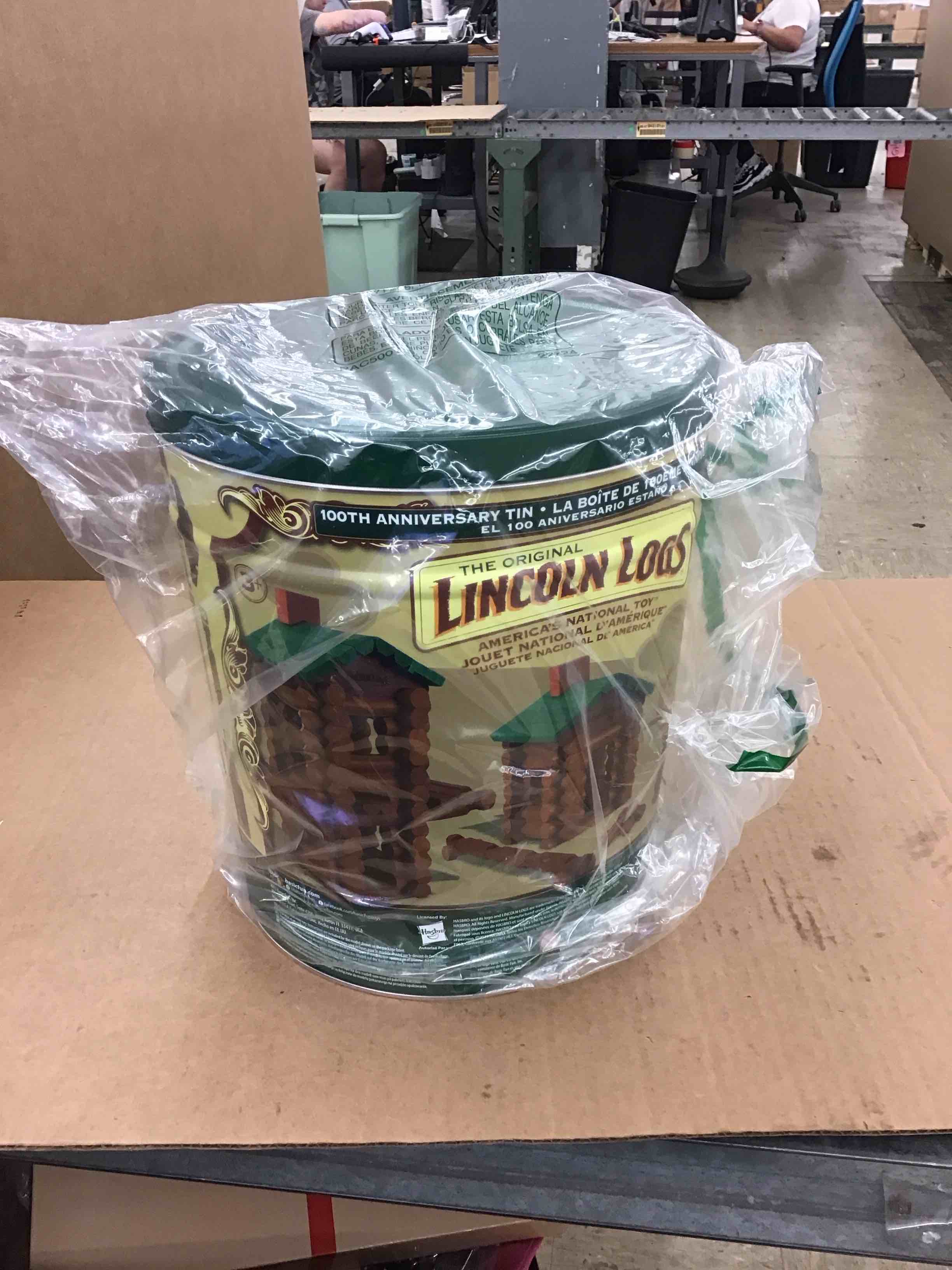 https://s3.amazonaws.com/lotting-images-prod/BoxBids/PPE2248395_1774381054222.jpeg