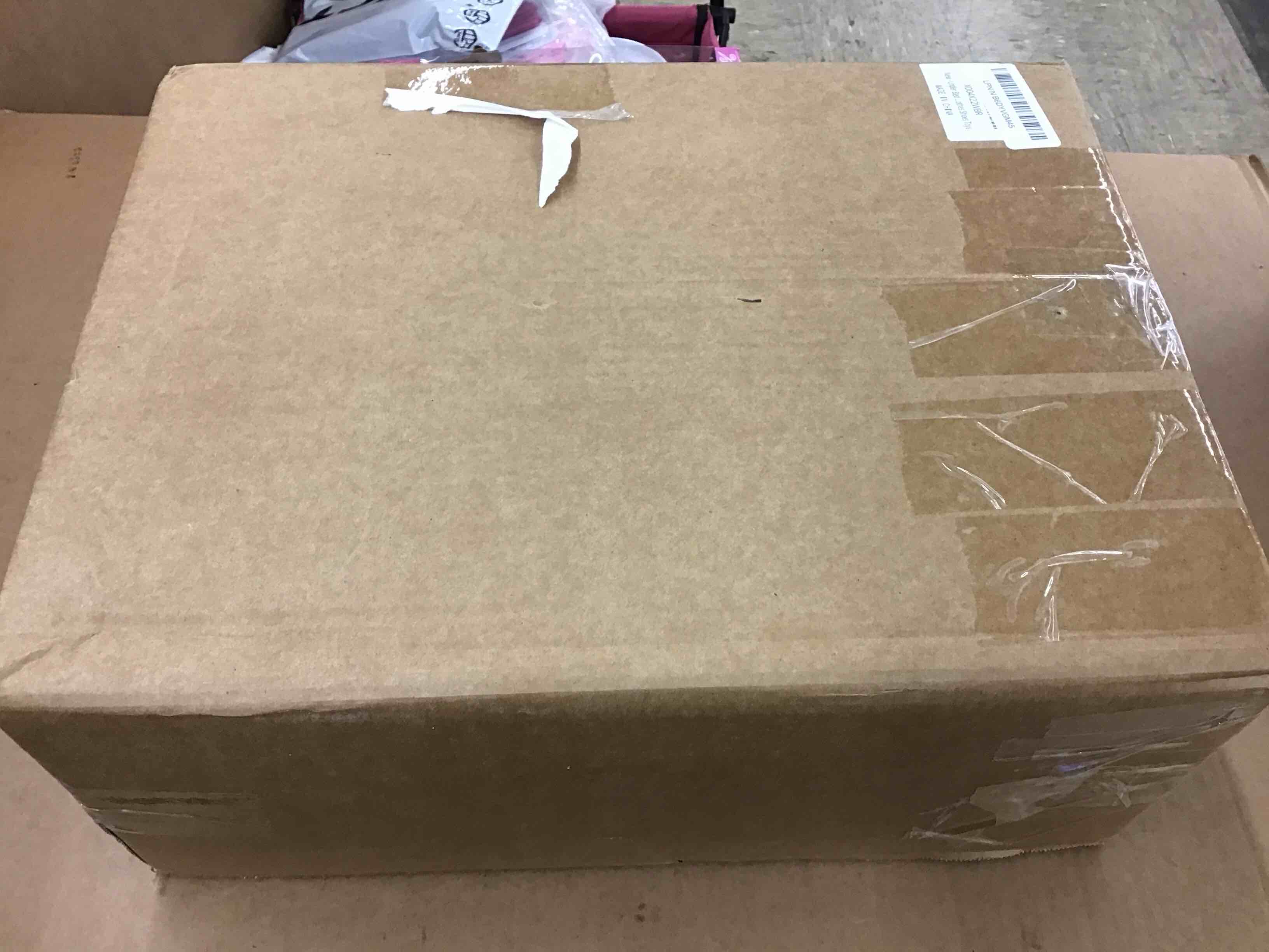 https://s3.amazonaws.com/lotting-images-prod/BoxBids/PPE2248505_1774464349453.jpeg