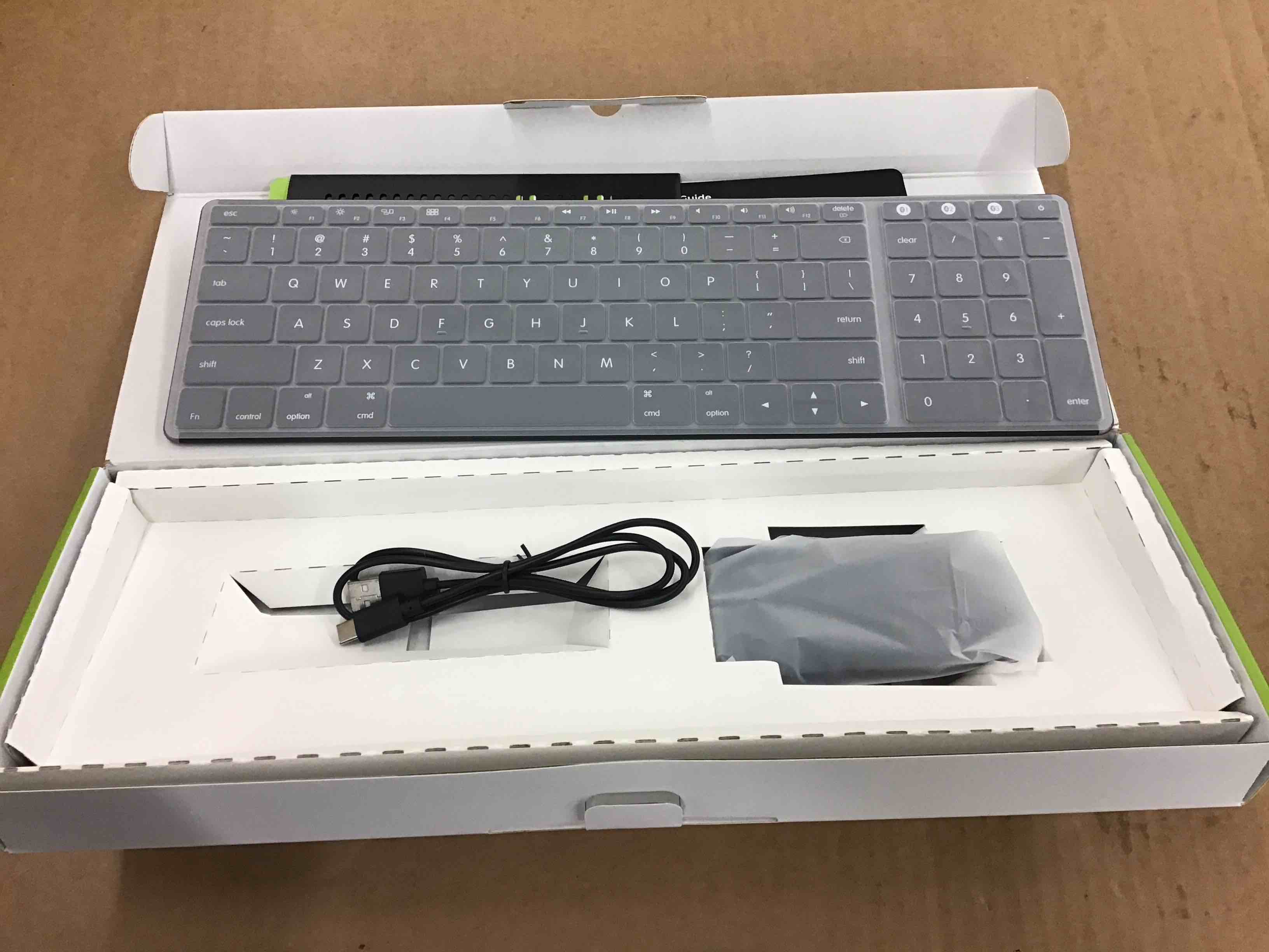 https://s3.amazonaws.com/lotting-images-prod/BoxBids/PPE2248513_1774465111991.jpeg