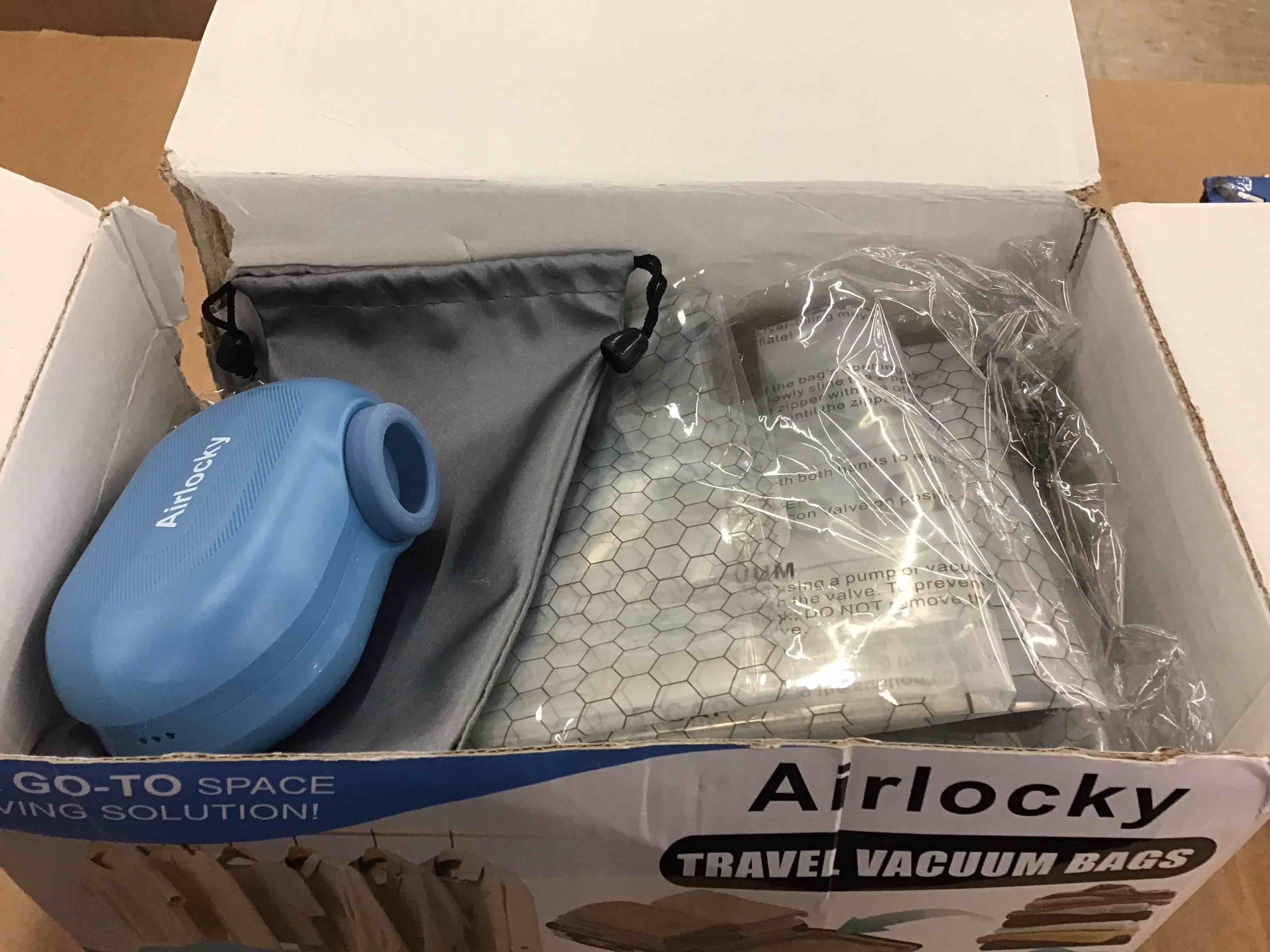 https://s3.amazonaws.com/lotting-images-prod/BoxBids/PPE2248522_1774466038283.jpeg