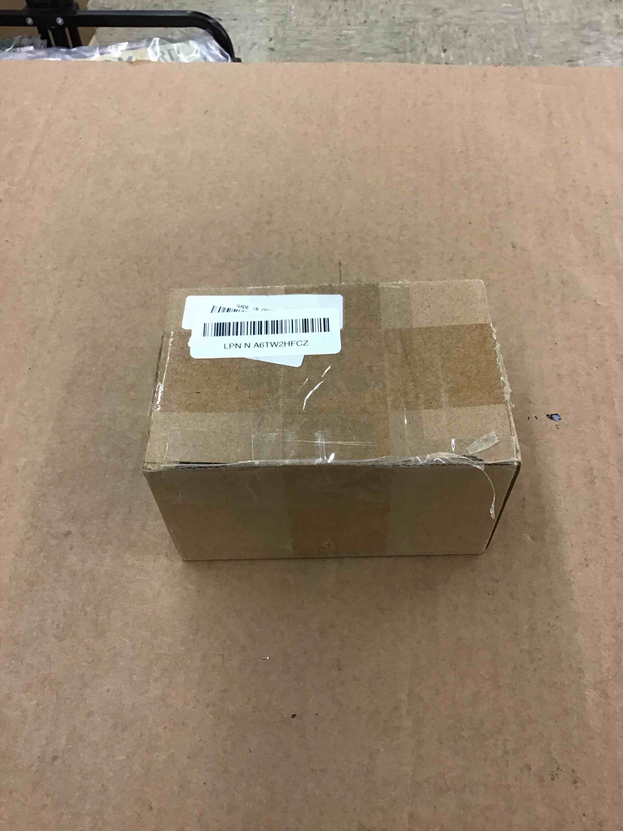 https://s3.amazonaws.com/lotting-images-prod/BoxBids/PPE2248583_1774618801500.jpeg