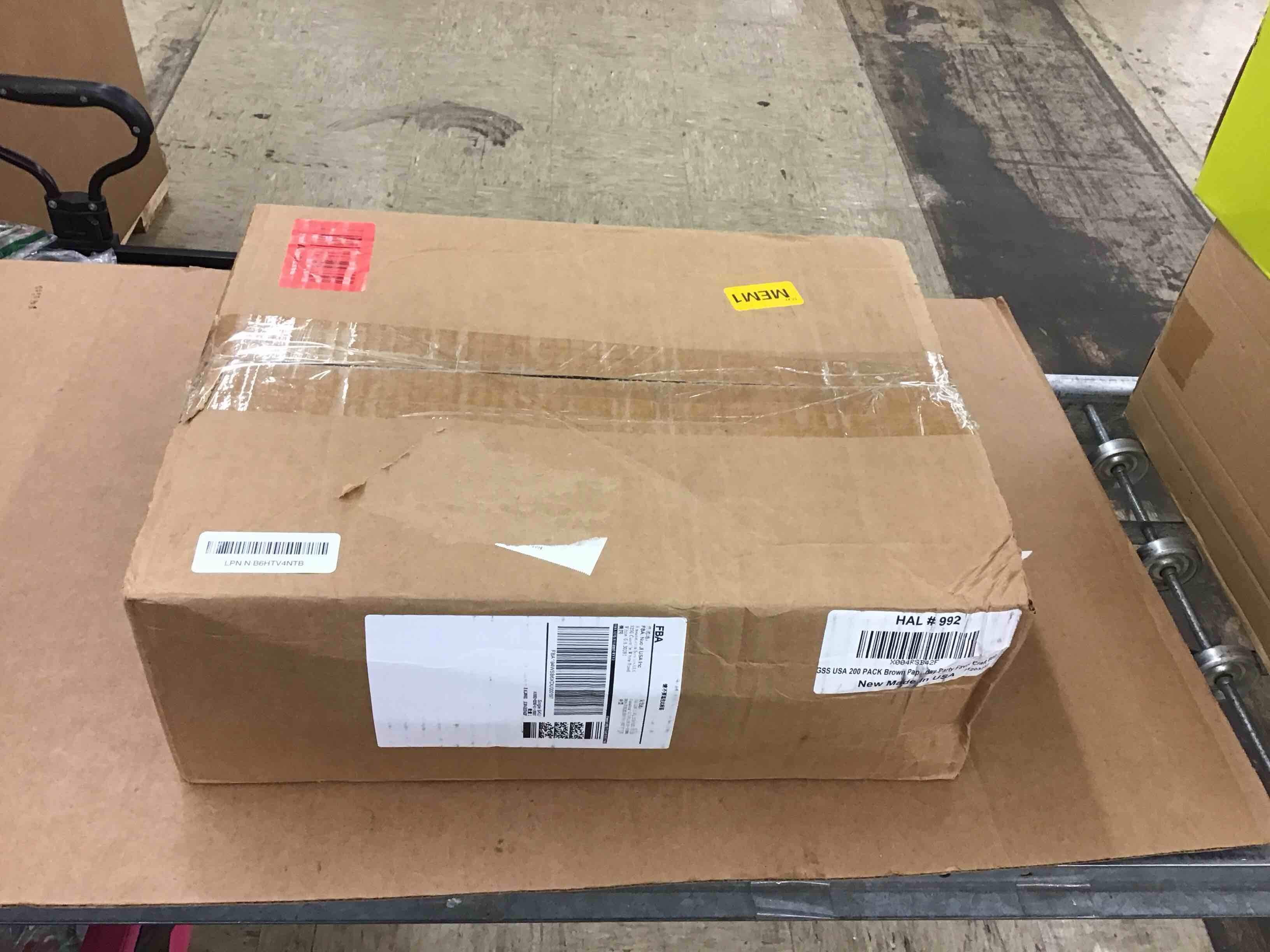 https://s3.amazonaws.com/lotting-images-prod/BoxBids/PPE2248589_1774620350981.jpeg