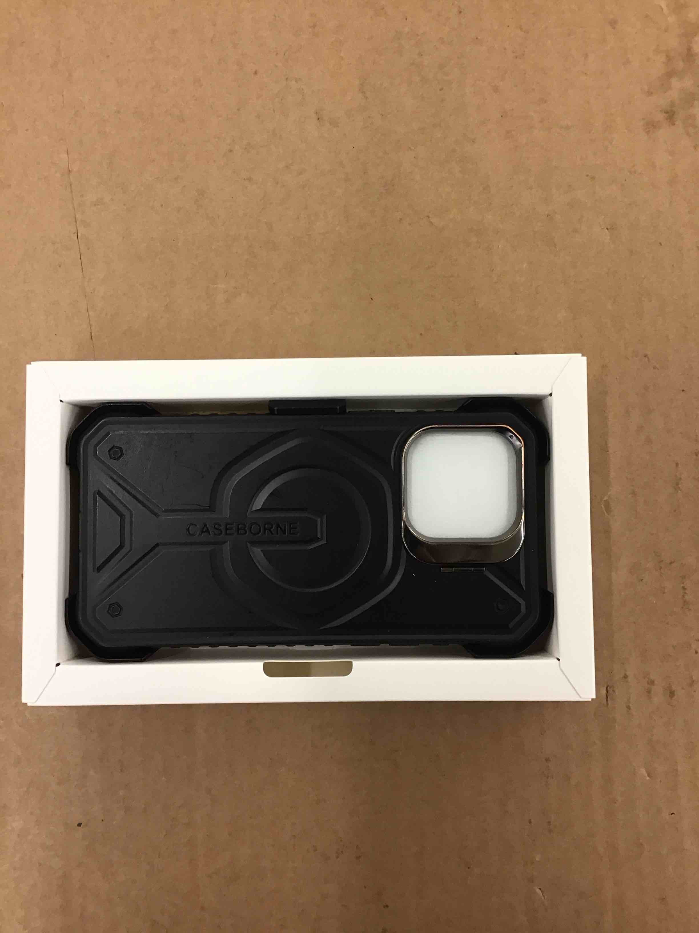 https://s3.amazonaws.com/lotting-images-prod/BoxBids/PPE2248597_1774621311617.jpeg