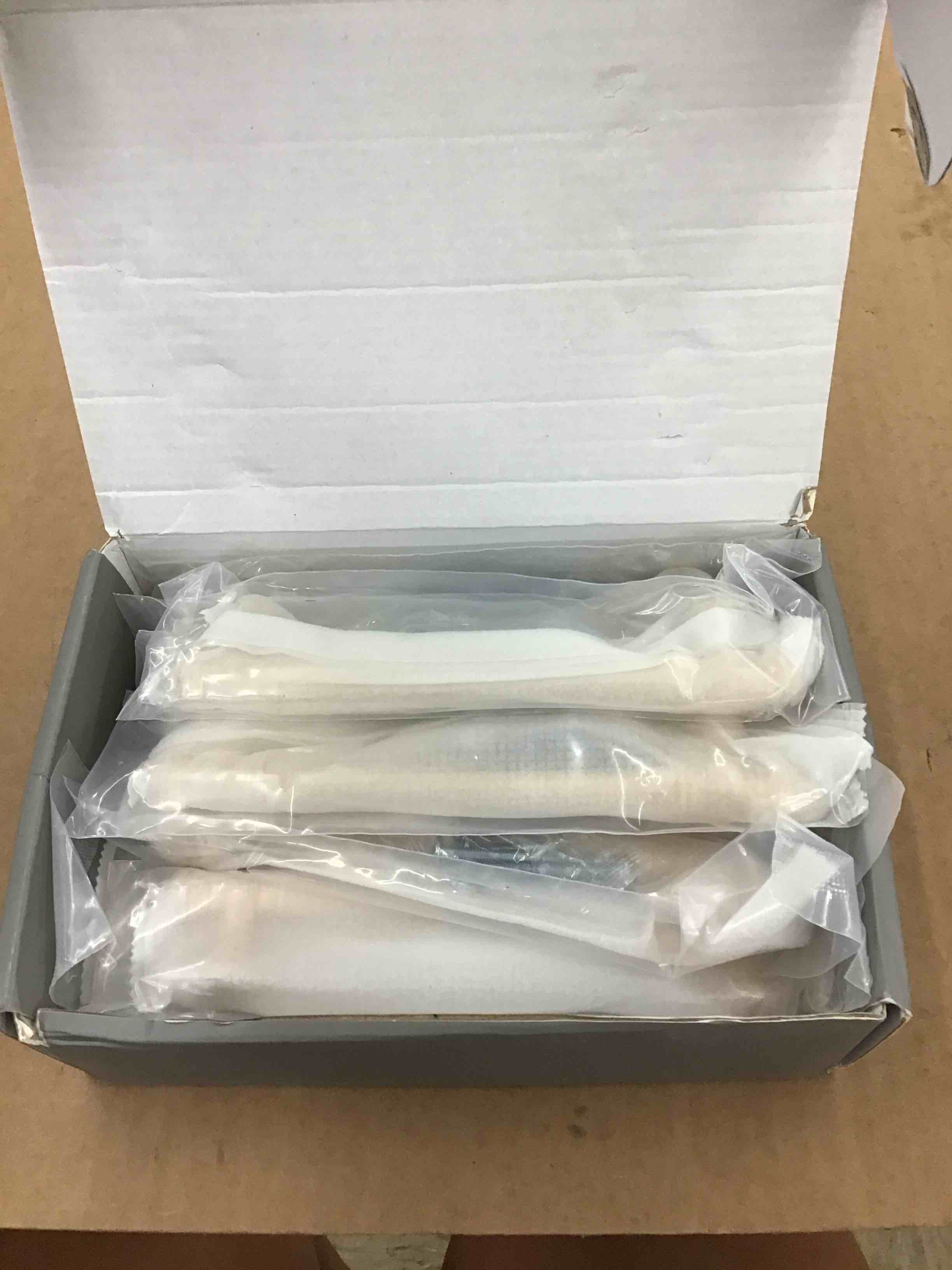 https://s3.amazonaws.com/lotting-images-prod/BoxBids/PPE2248600_1774621770156.jpeg