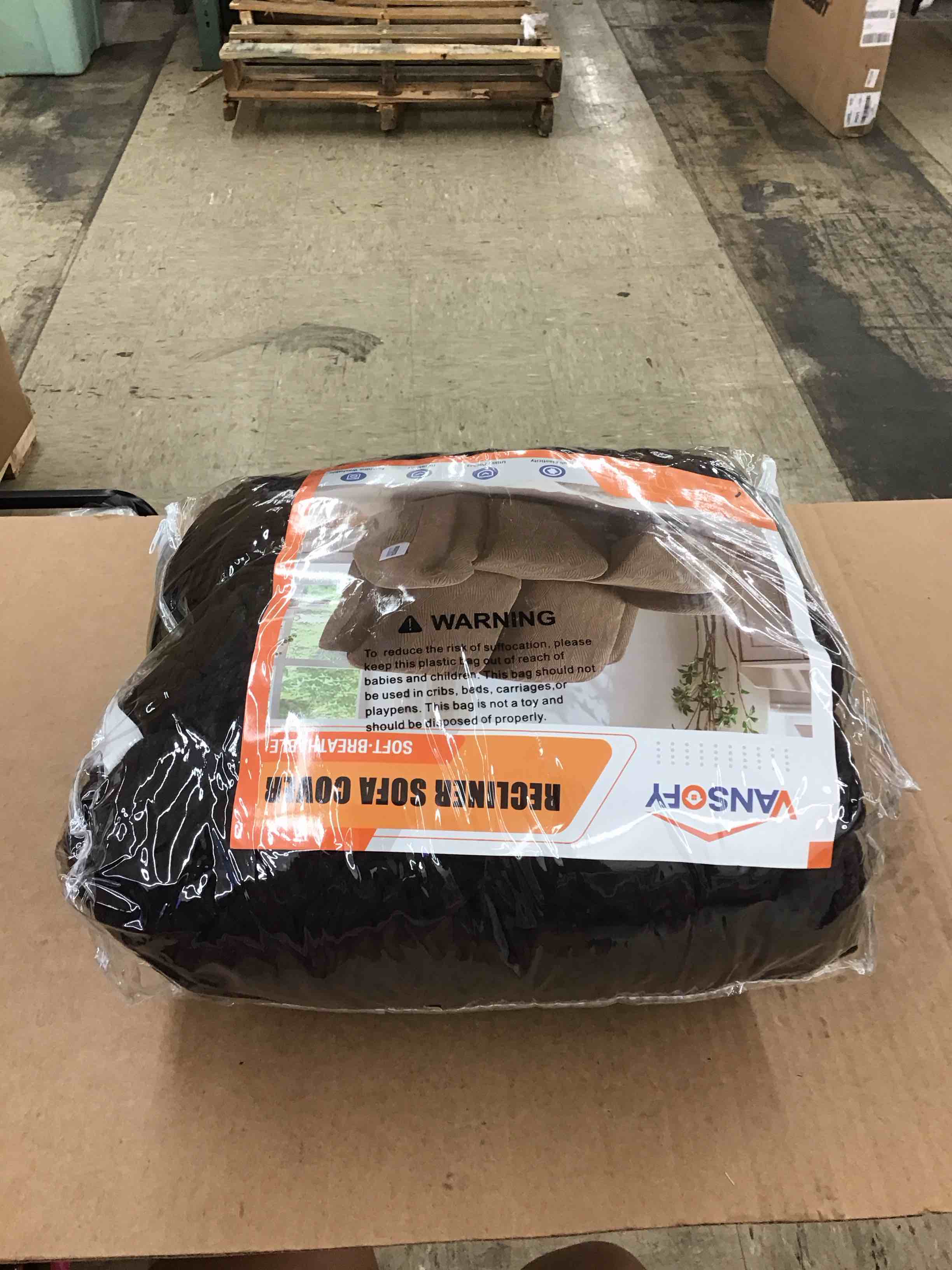 https://s3.amazonaws.com/lotting-images-prod/BoxBids/PPE2248607_1774622588060.jpeg