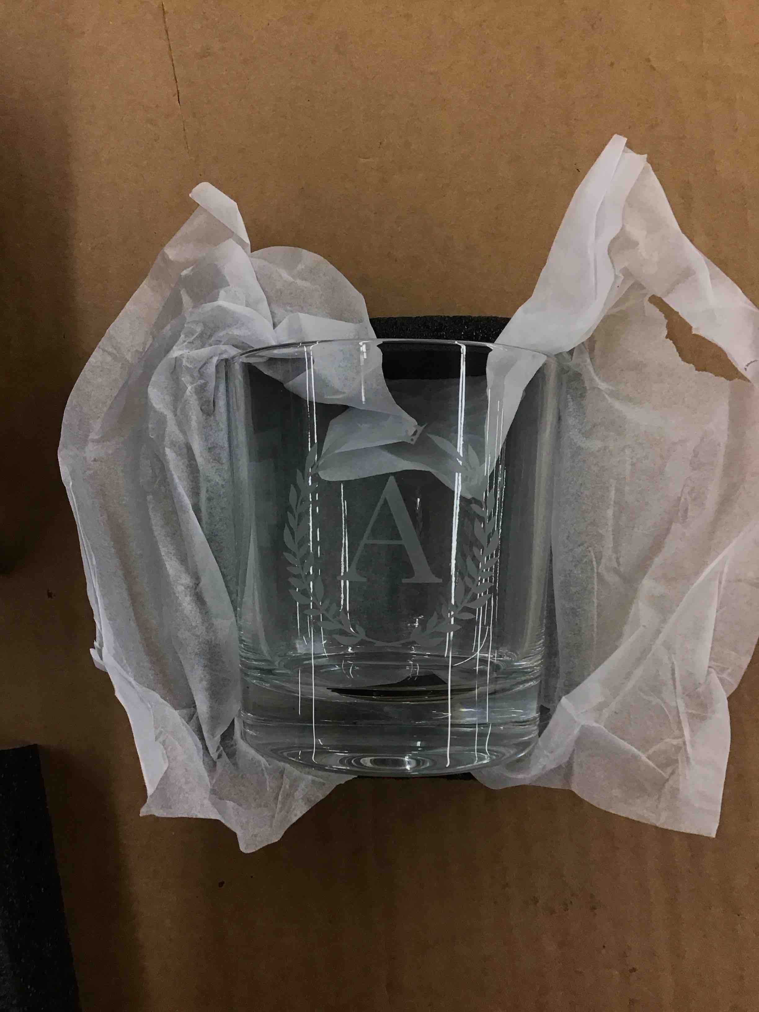 https://s3.amazonaws.com/lotting-images-prod/BoxBids/PPE2248637_1774628067110.jpeg