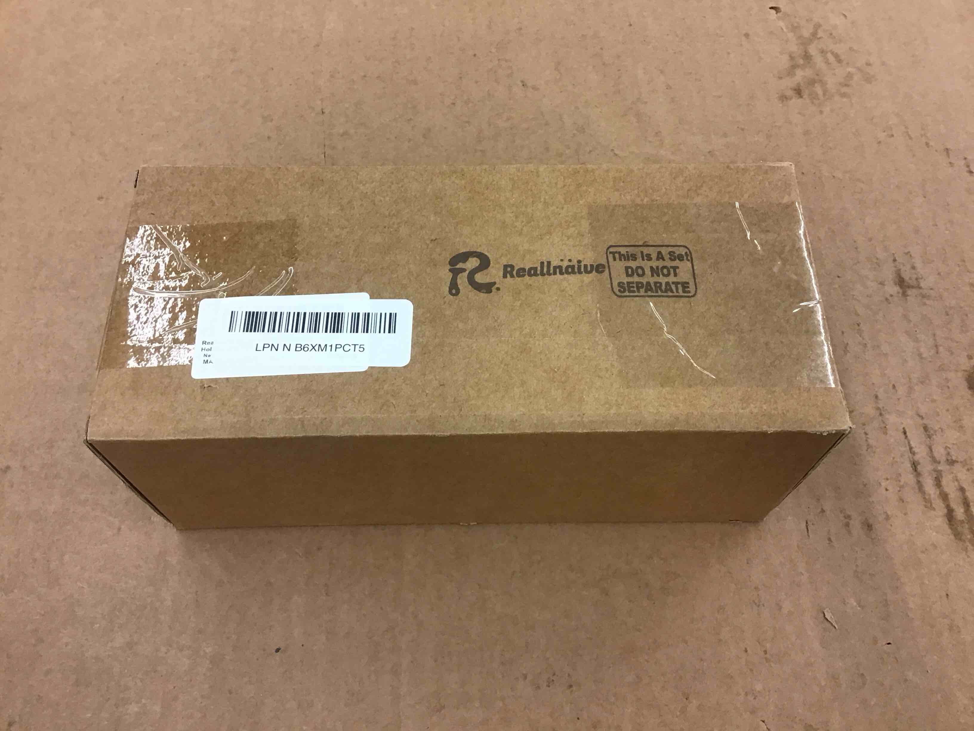 https://s3.amazonaws.com/lotting-images-prod/BoxBids/PPE2248700_1775052954097.jpeg