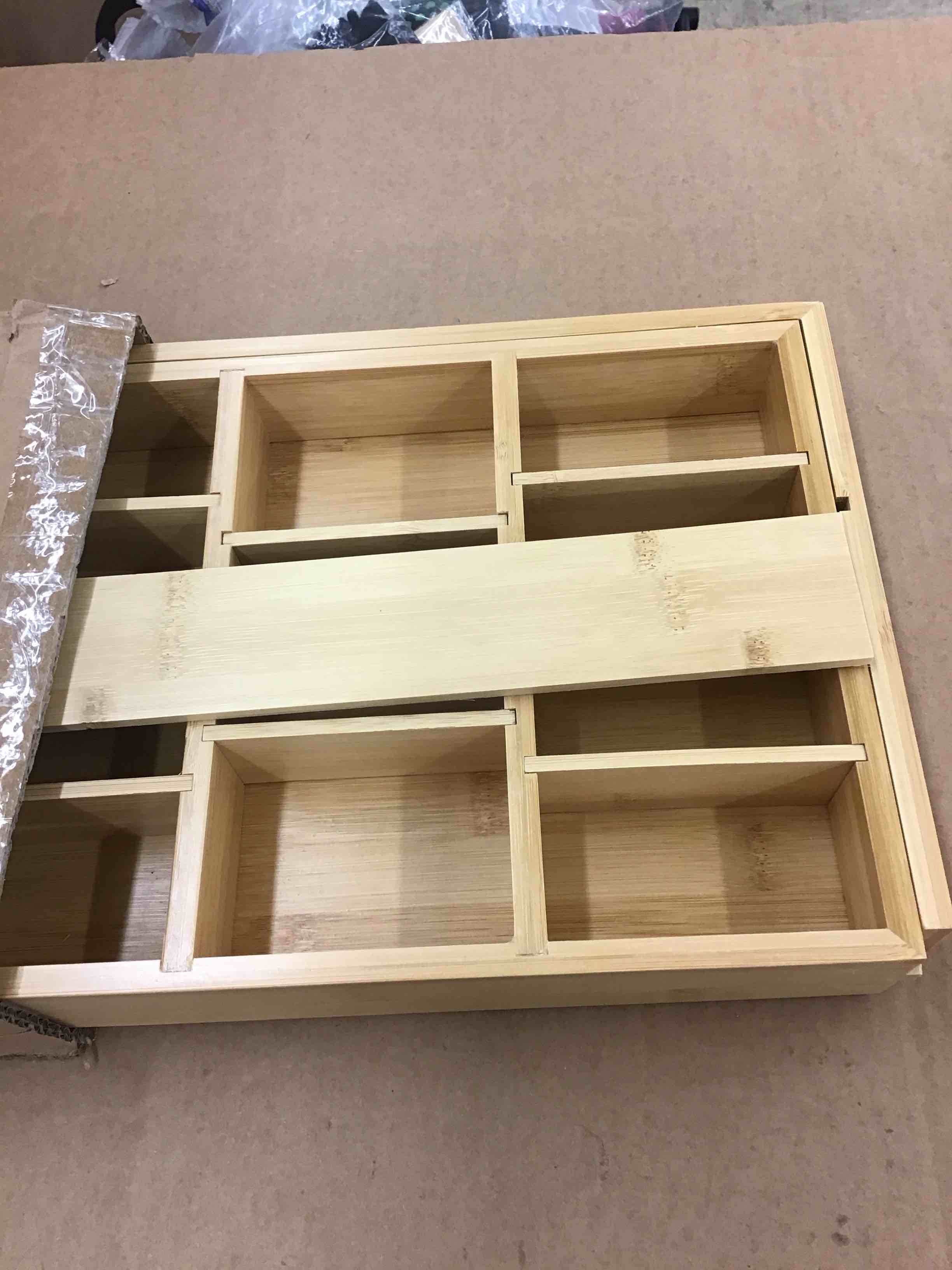 https://s3.amazonaws.com/lotting-images-prod/BoxBids/PPE2248717_1775055126312.jpeg